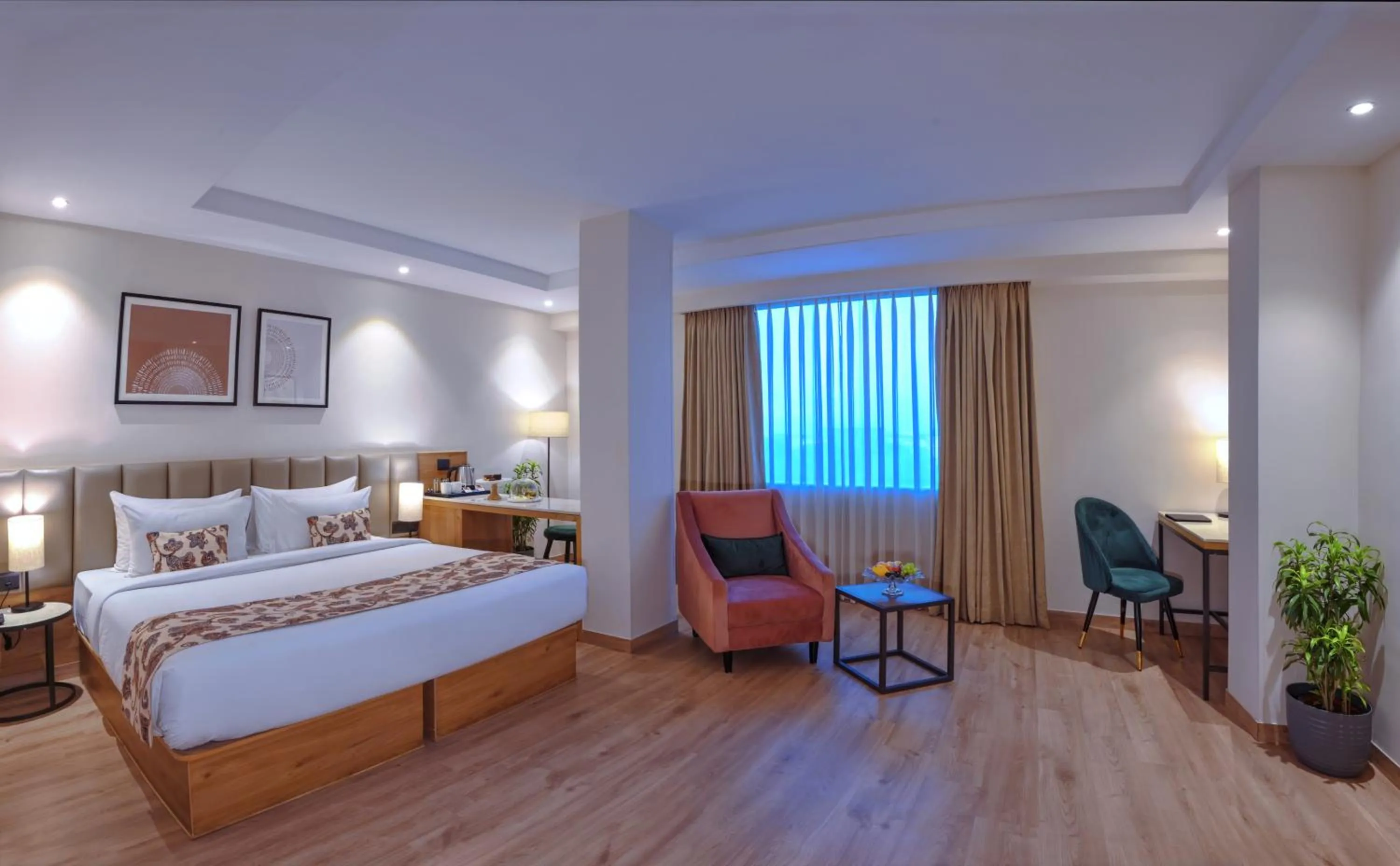 Bedroom, Bed in Royale Sarovar Portico Agra