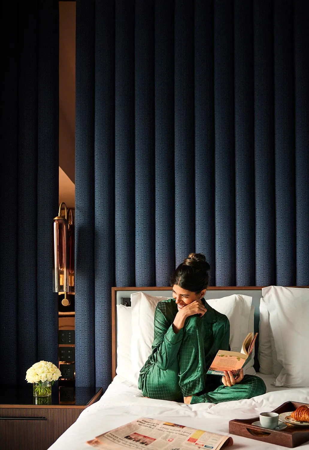 Bed in Four Seasons Hotel Mumbai