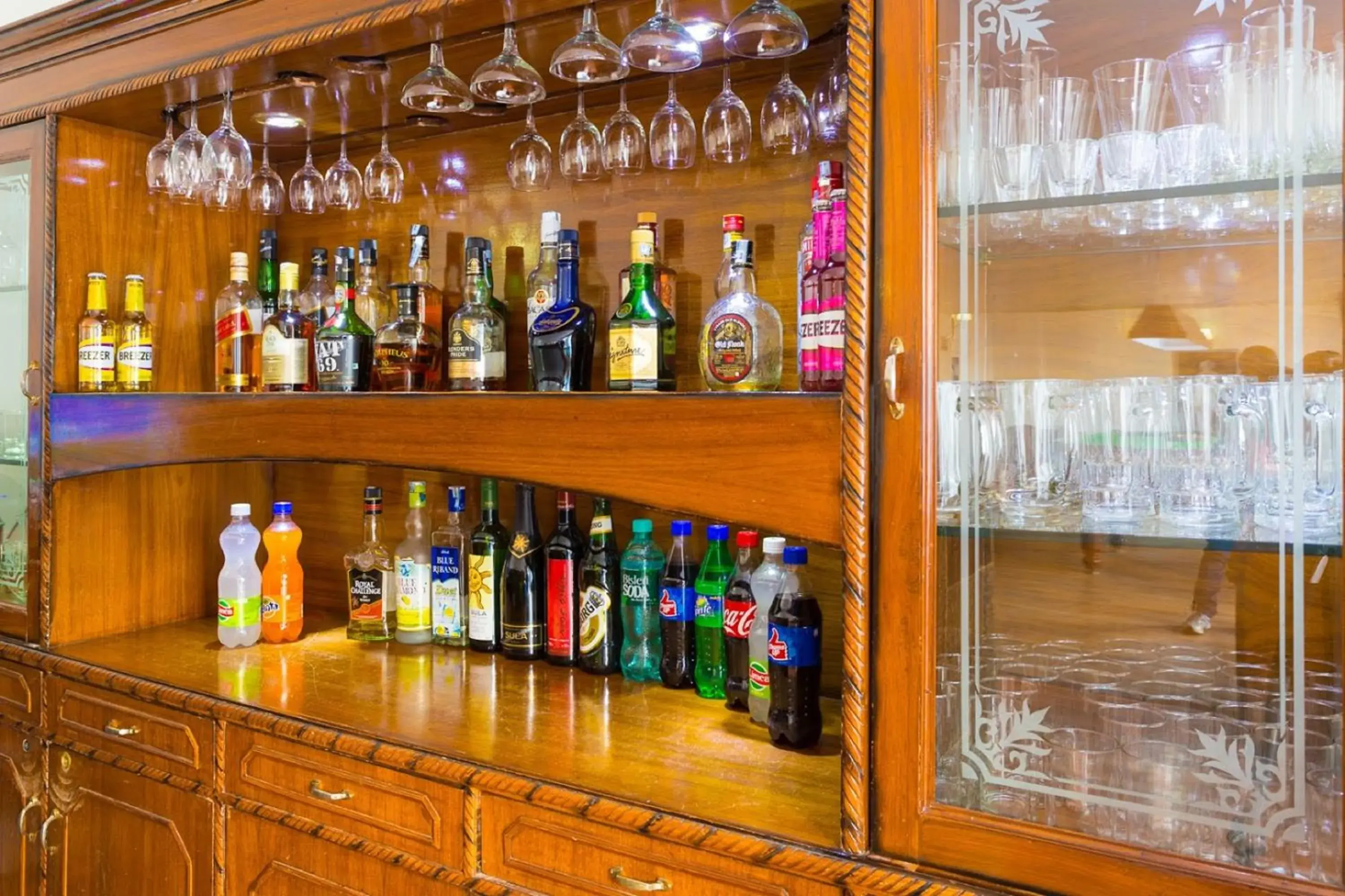 Lounge or bar in Toshali Royal View ,S H I M L A Lounge or bar in Toshali Royal View ,S H I M L A