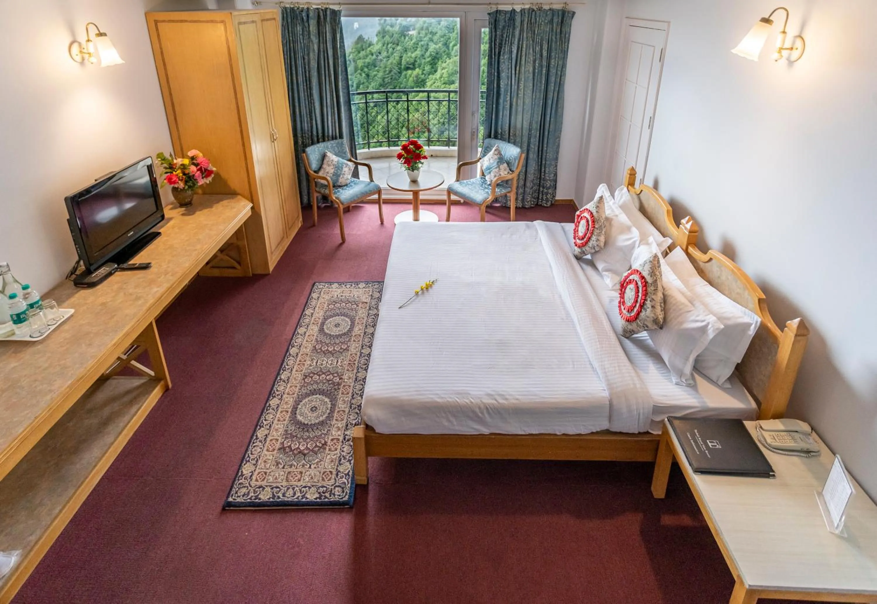 Bed in Toshali Royal View ,S H I M L A