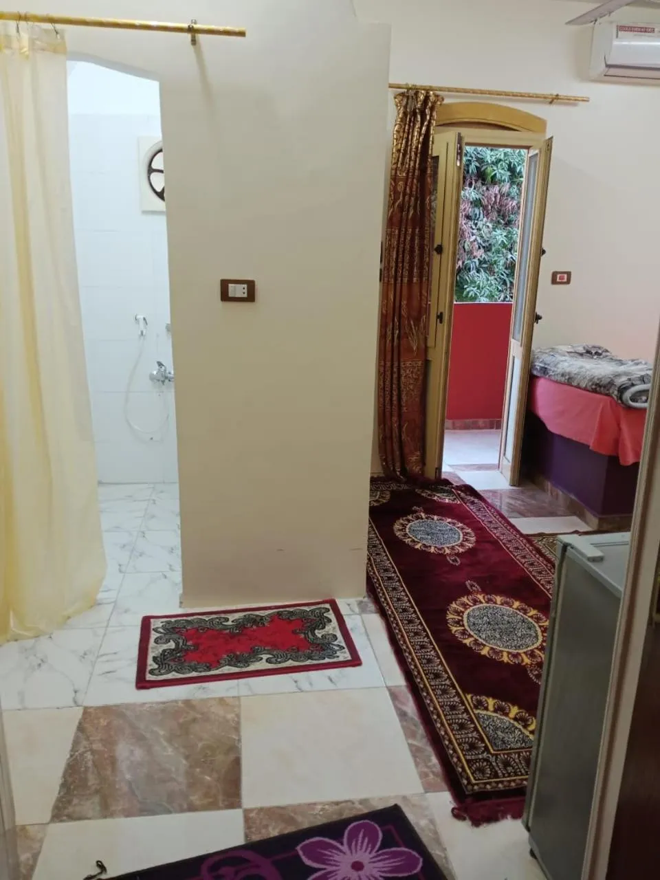 El Prince Guesthouse