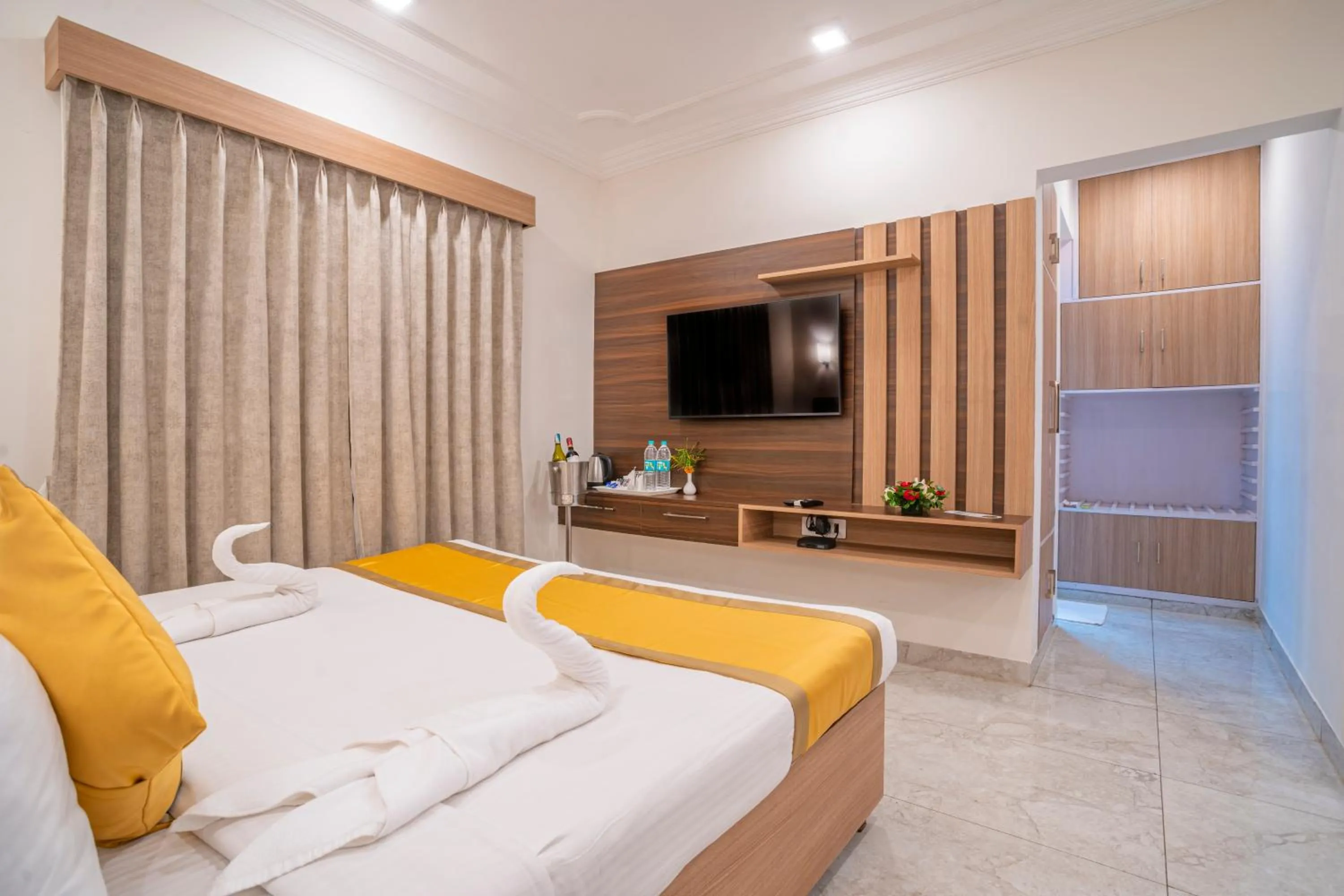 Bedroom, Bed in Toshali Sands Puri