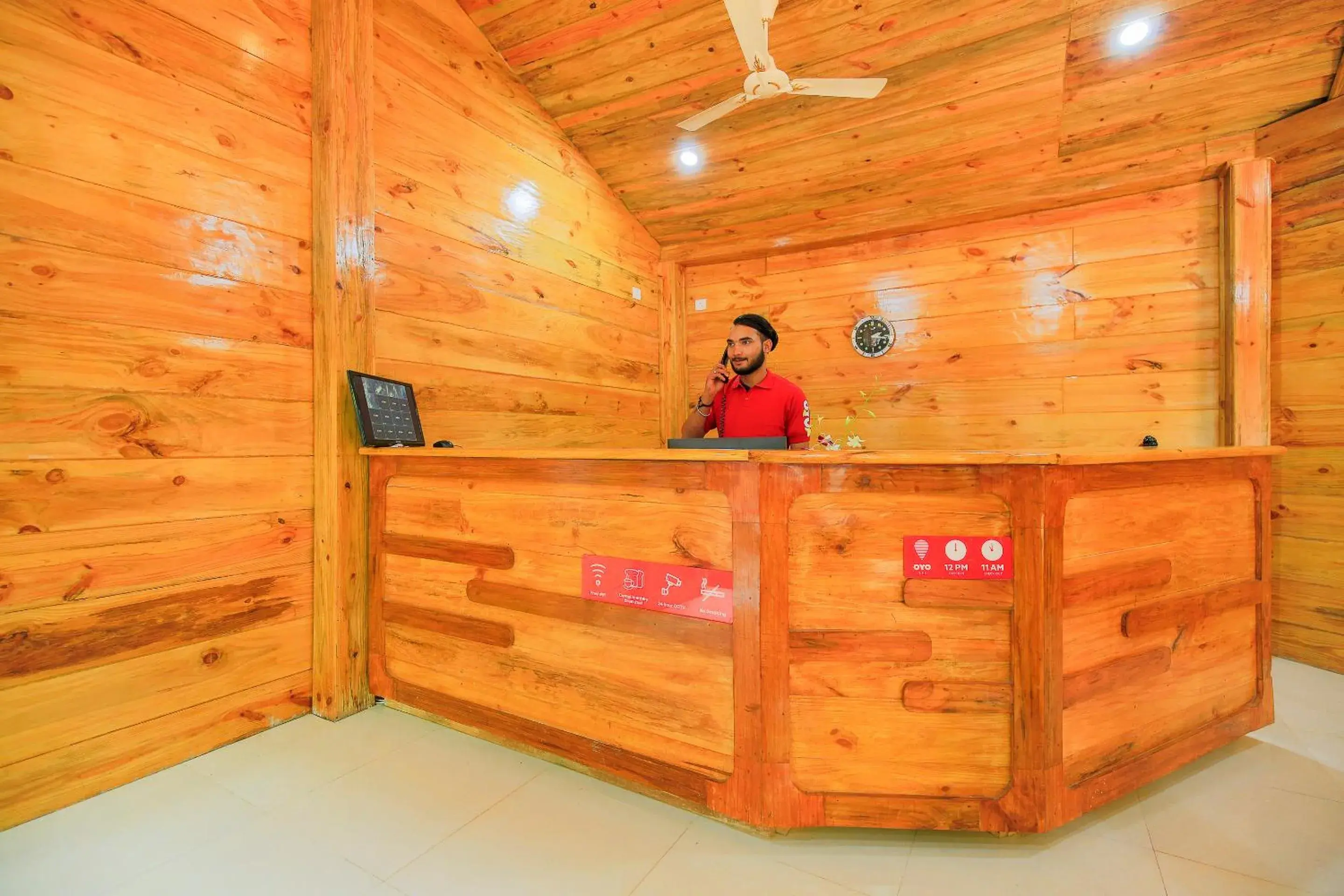 Lobby or reception in Brushwood Villa- Cottages and Bar Lobby or reception in Brushwood Villa- Cottages and Bar