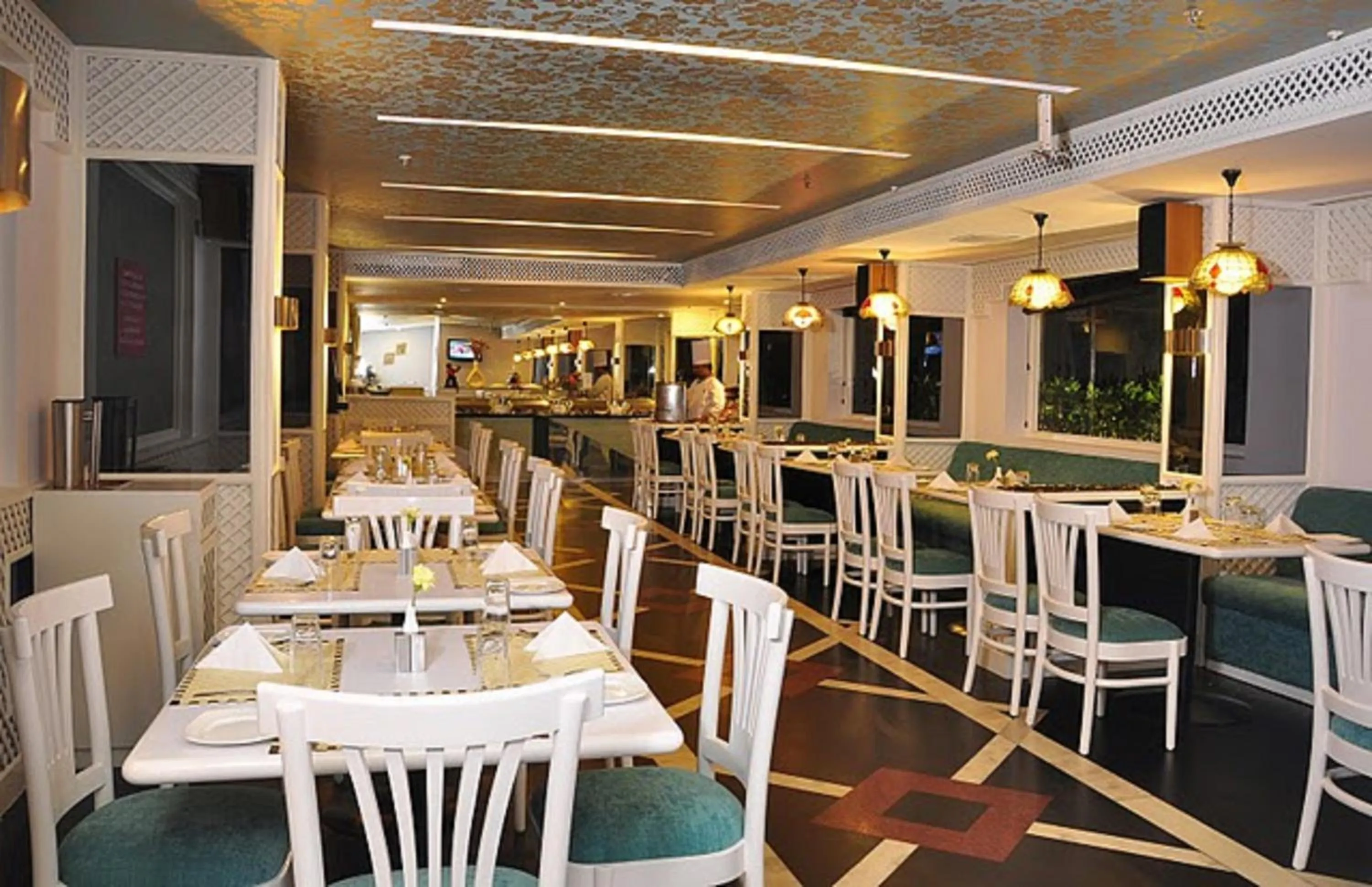 Restaurant/places to eat in The Central Court