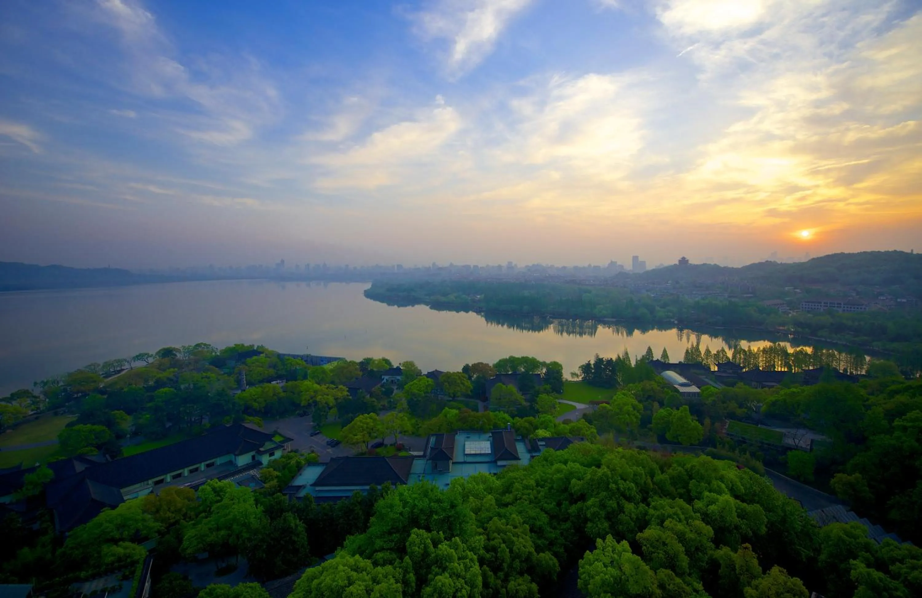 City view in Zhejiang Xizi Hotel