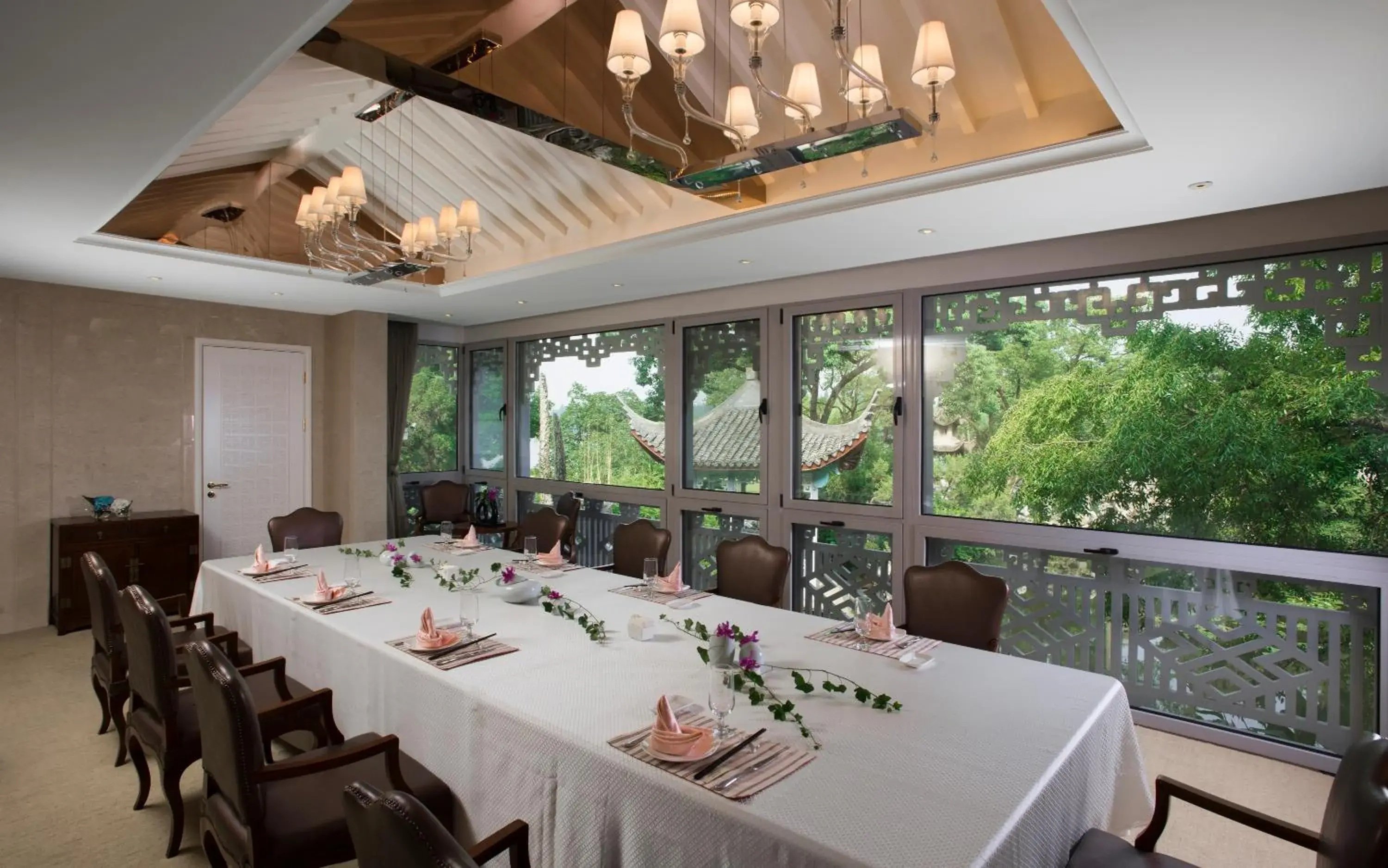 Restaurant/places to eat in Zhejiang Xizi Hotel Restaurant/places to eat in Zhejiang Xizi Hotel