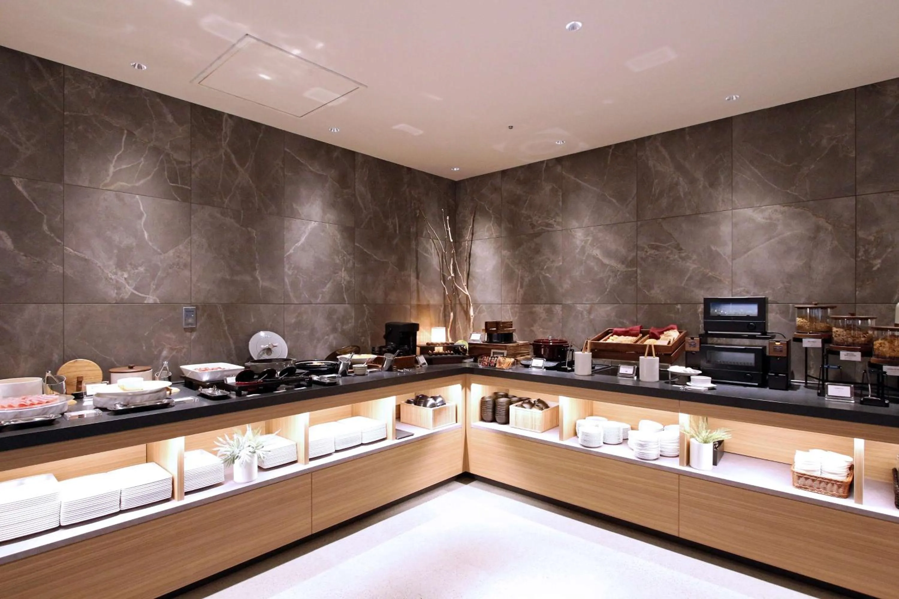 Restaurant/places to eat in Best Western Plus Nagoya Sakae