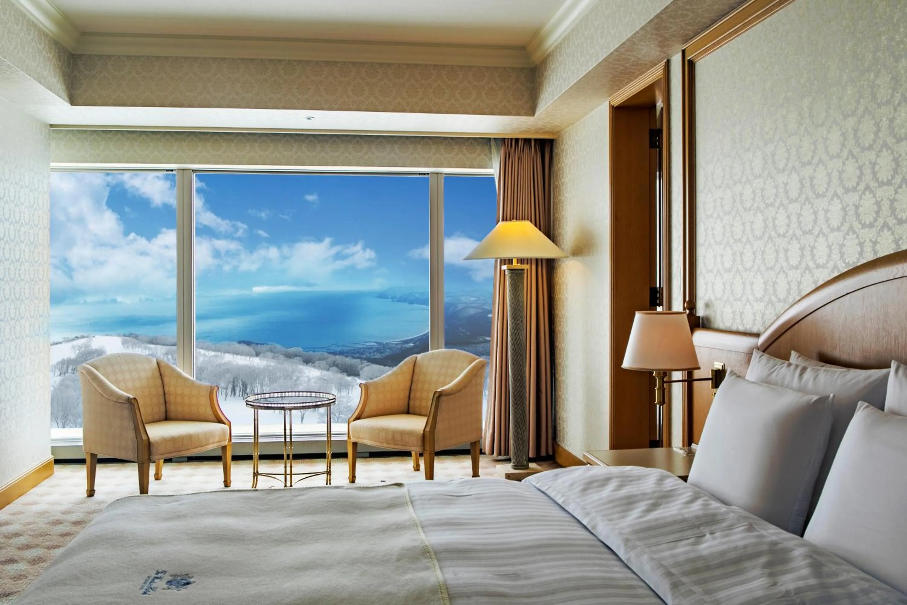 Photo of the whole room, Bed in Vignette Collection The Windsor Hotel TOYA by IHG