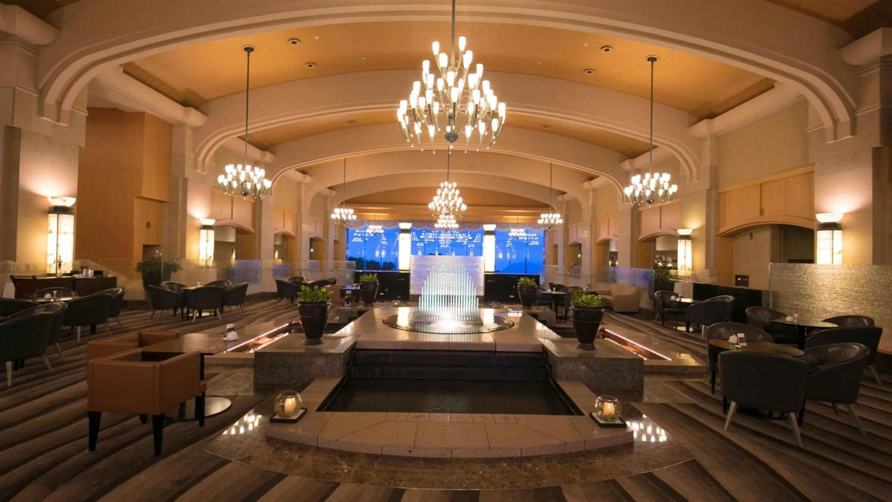 Restaurant/places to eat in Vignette Collection The Windsor Hotel TOYA by IHG