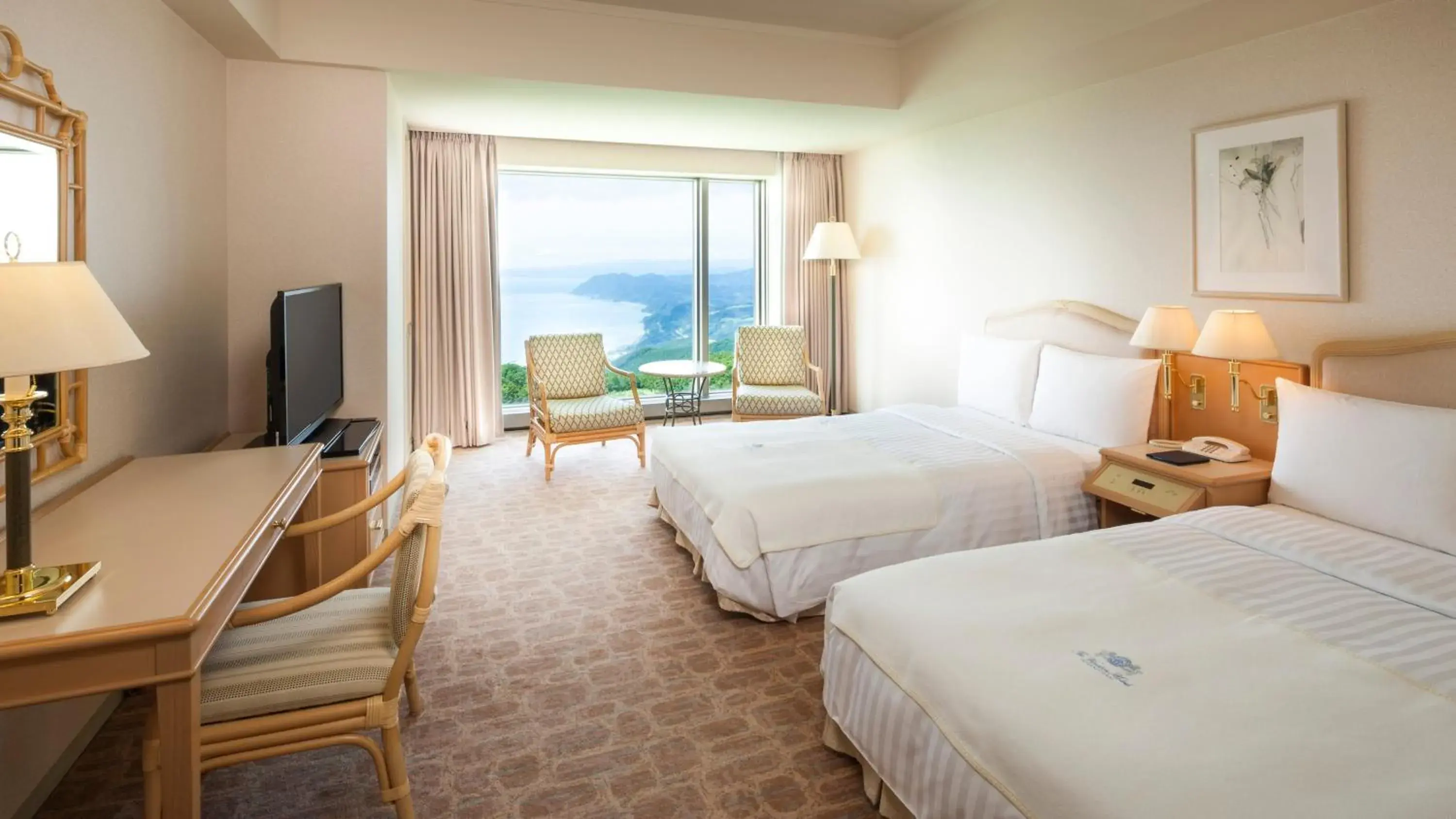 Photo of the whole room, Bed in The Windsor Hotel TOYA Vignette Collection Photo of the whole room, Bed in The Windsor Hotel TOYA Vignette Collection