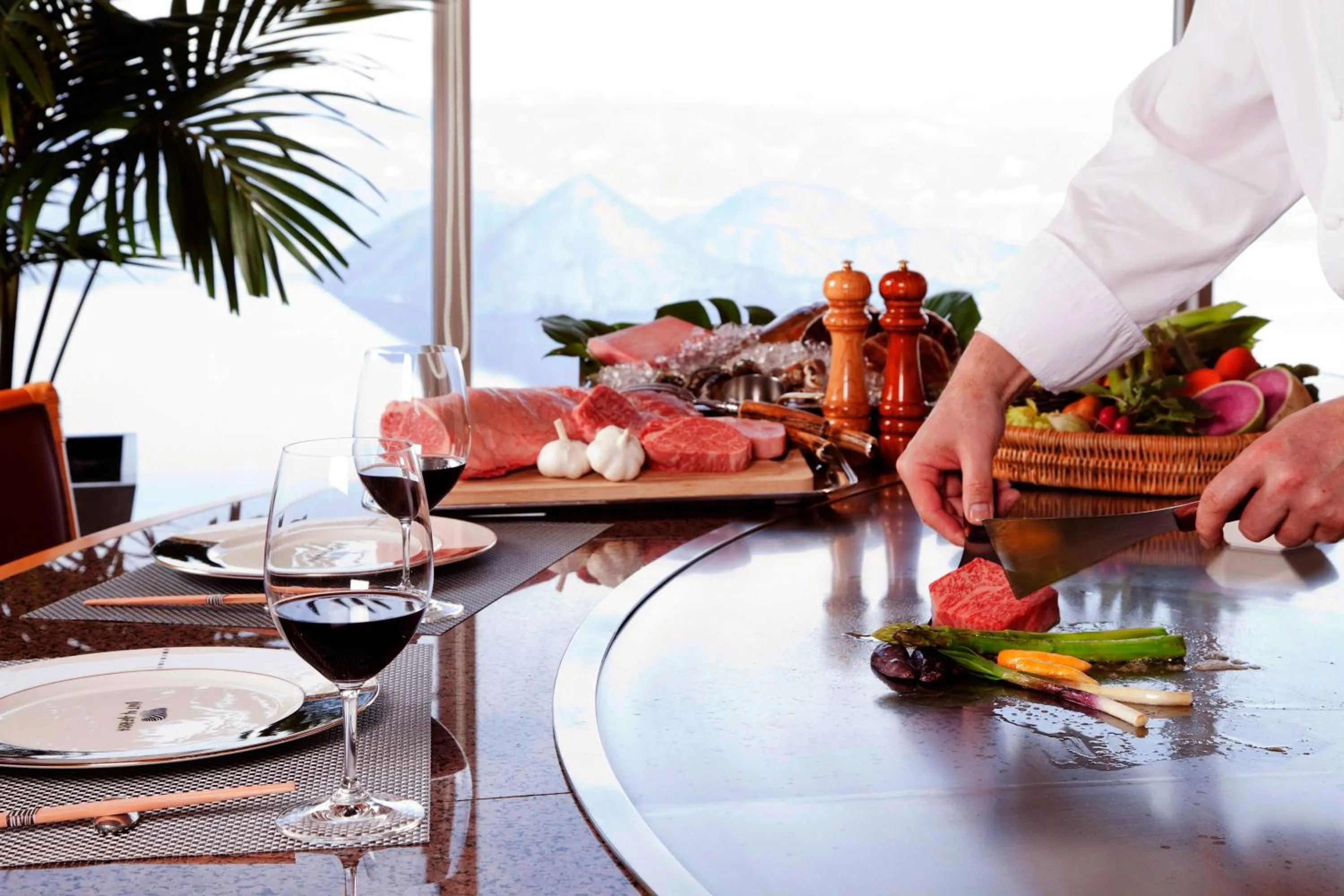 Restaurant/places to eat in Vignette Collection The Windsor Hotel TOYA by IHG