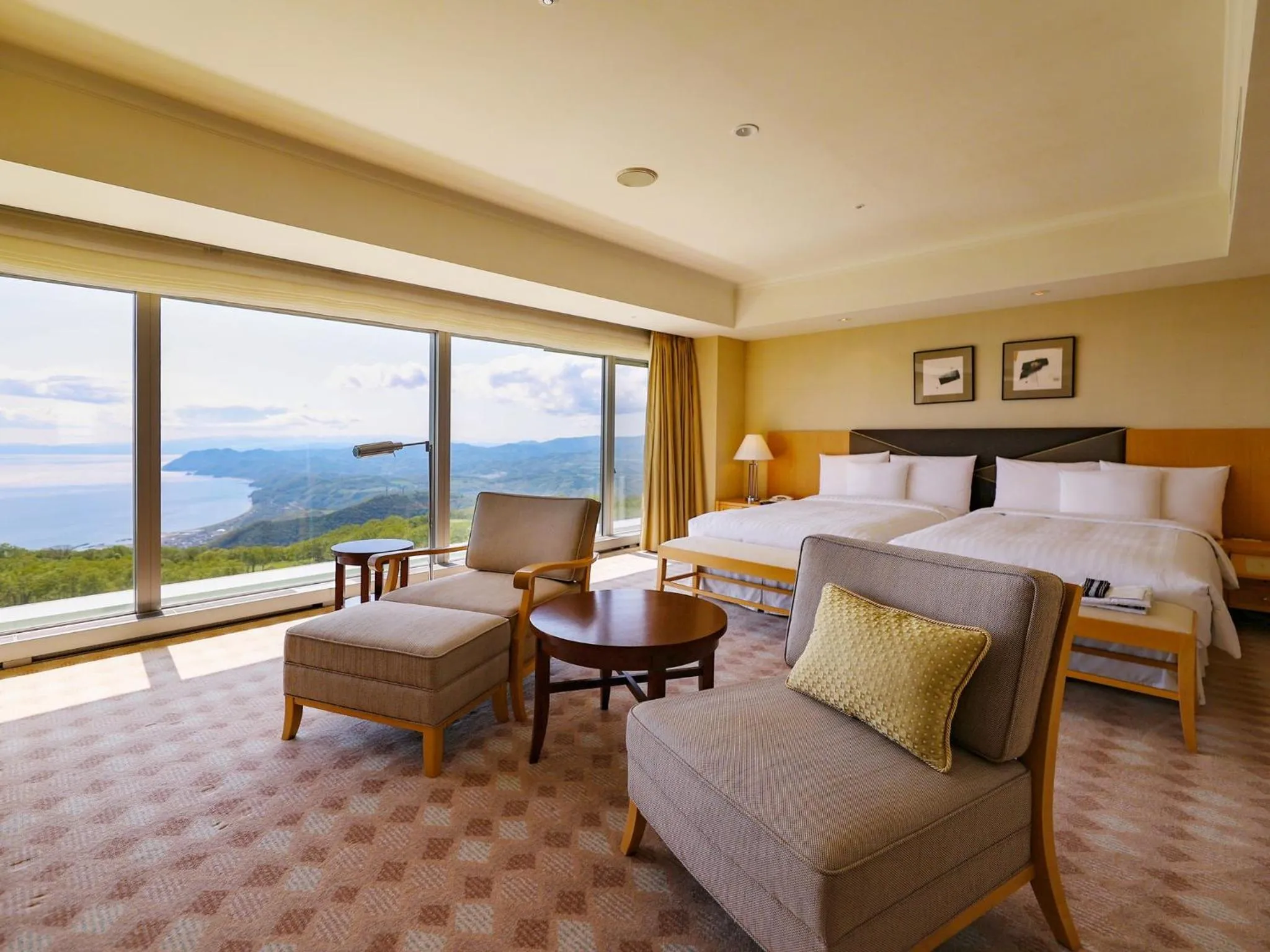 Photo of the whole room, Bed in Vignette Collection The Windsor Hotel TOYA by IHG