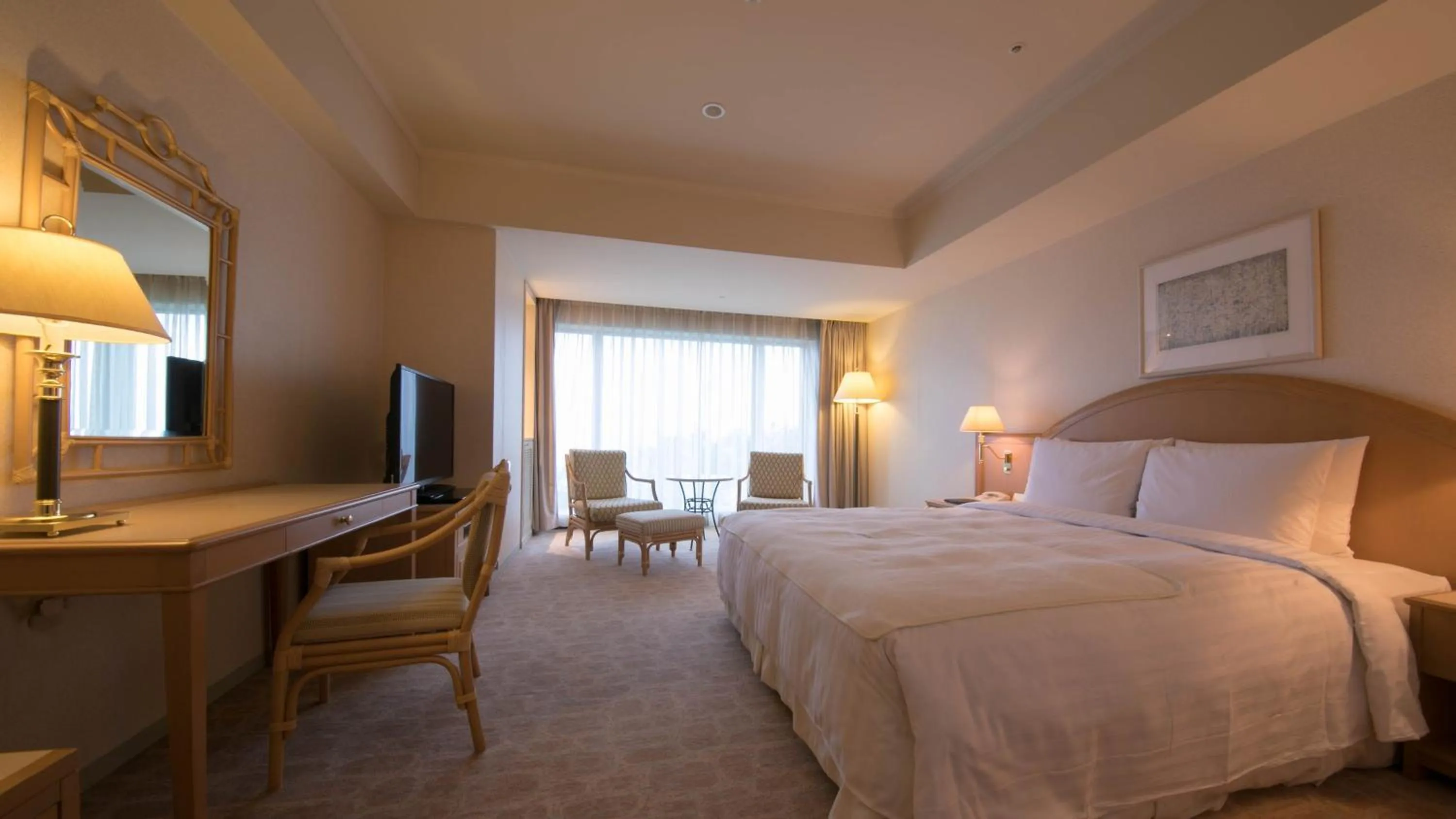 Photo of the whole room, Bed in Vignette Collection The Windsor Hotel TOYA by IHG