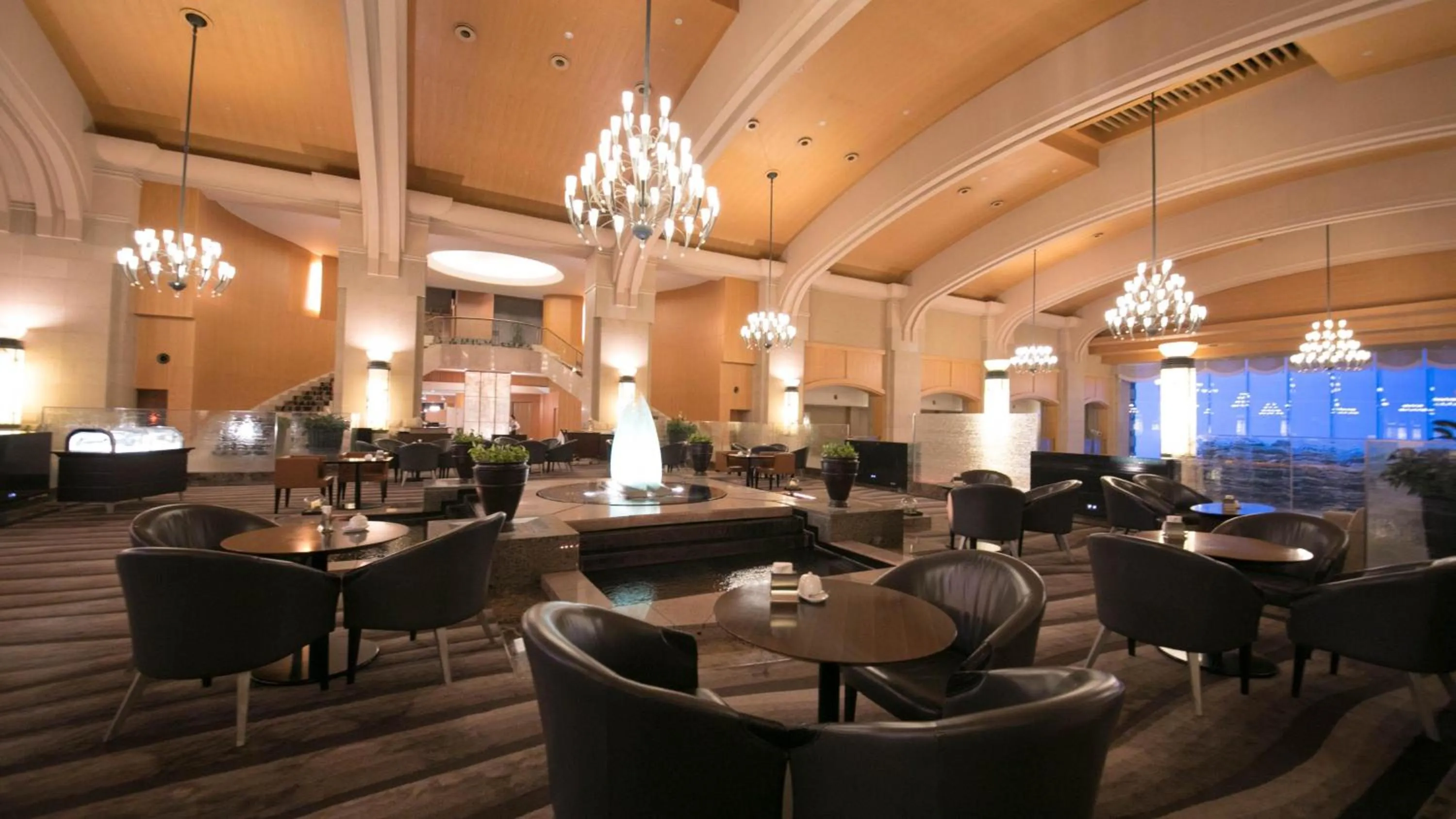 Restaurant/places to eat in Vignette Collection The Windsor Hotel TOYA by IHG