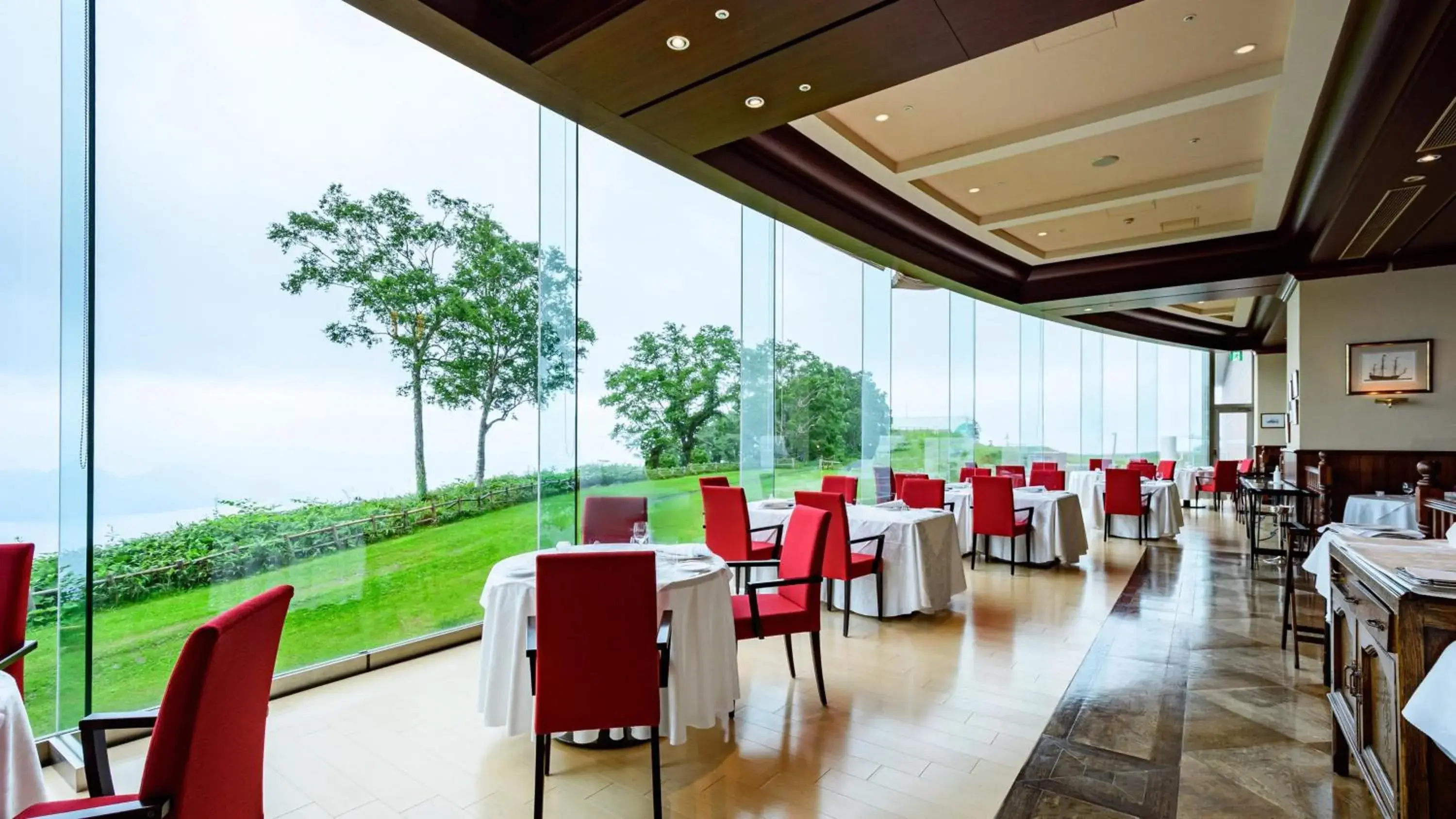Restaurant/places to eat in Vignette Collection The Windsor Hotel TOYA by IHG Restaurant/places to eat in Vignette Collection The Windsor Hotel TOYA by IHG