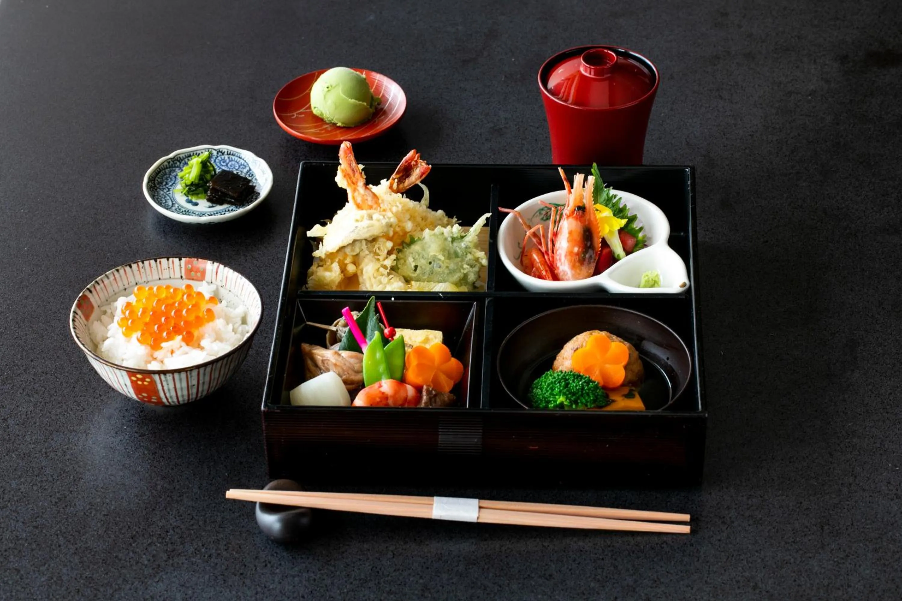 Restaurant/places to eat in Vignette Collection The Windsor Hotel TOYA by IHG