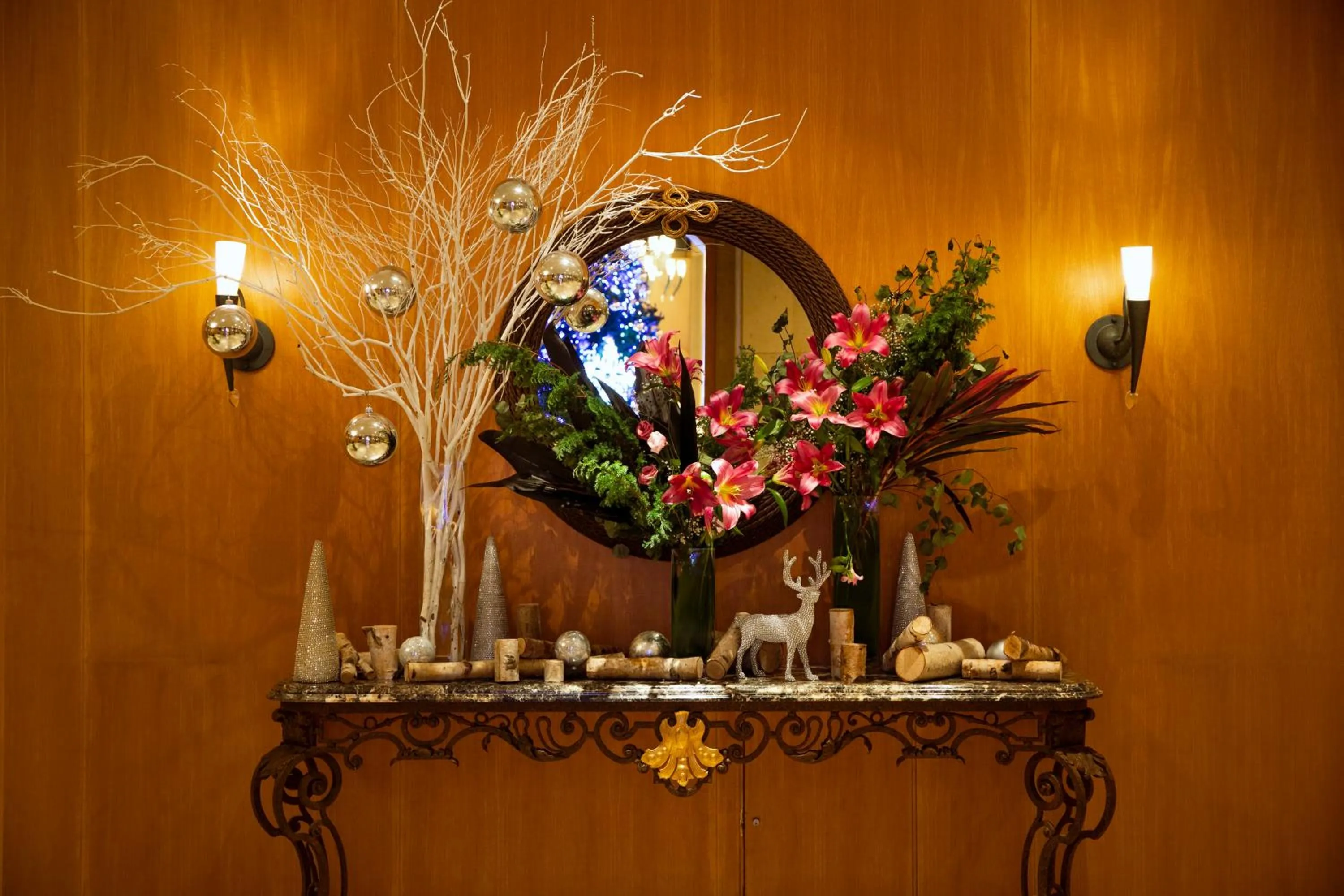 Area and facilities in Vignette Collection The Windsor Hotel TOYA by IHG