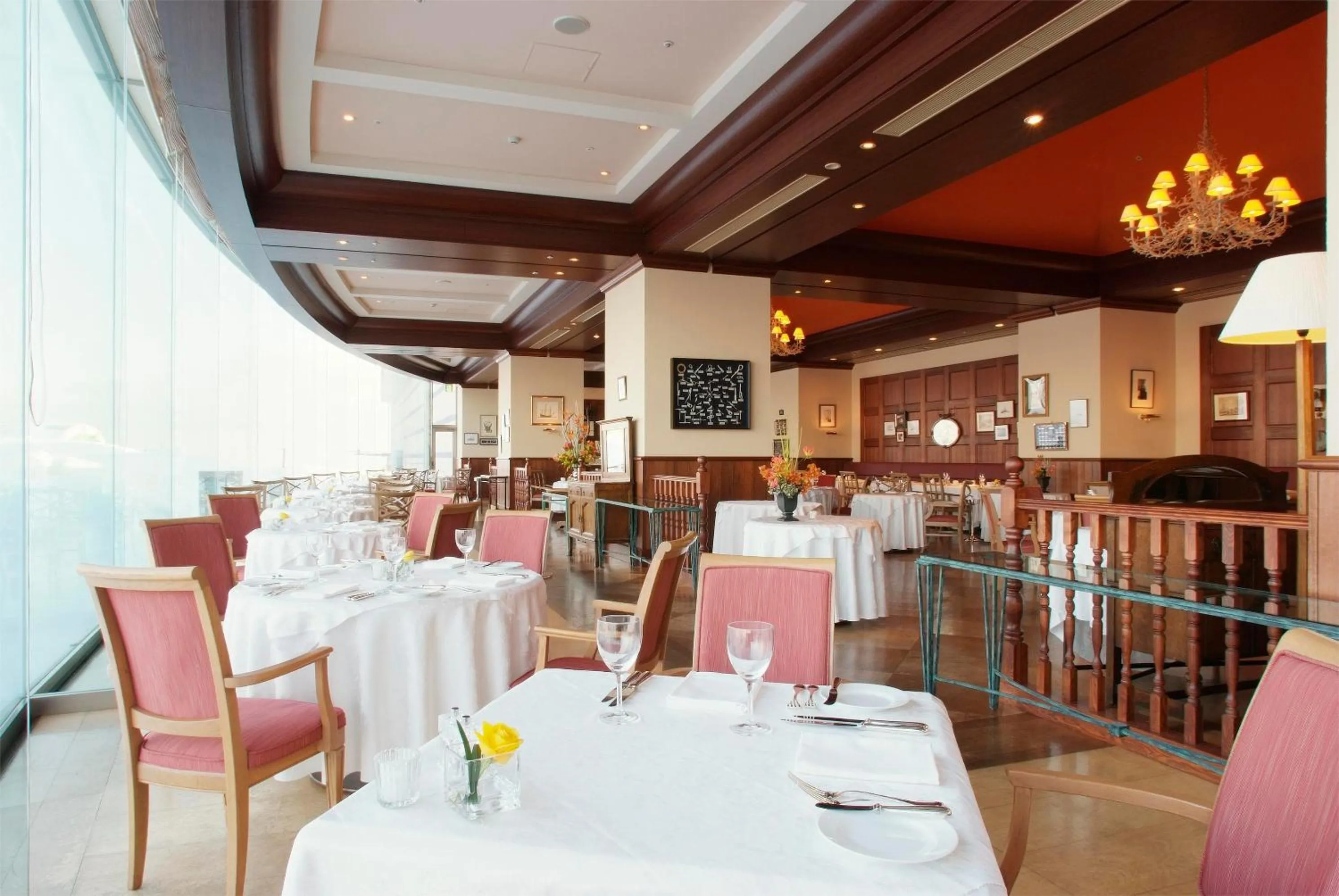 Restaurant/places to eat in Vignette Collection The Windsor Hotel TOYA by IHG