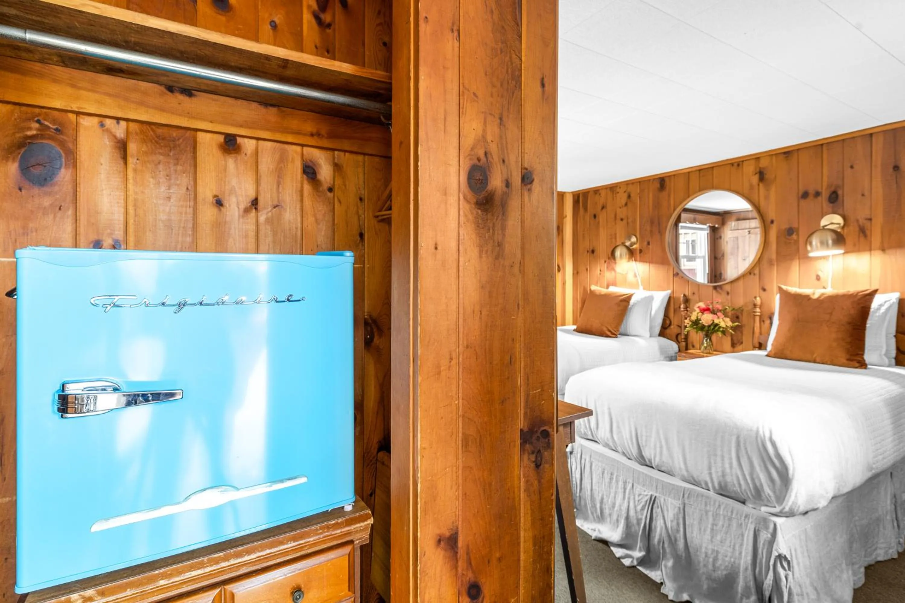 Bedroom, Bed in Phoenicia Lodge