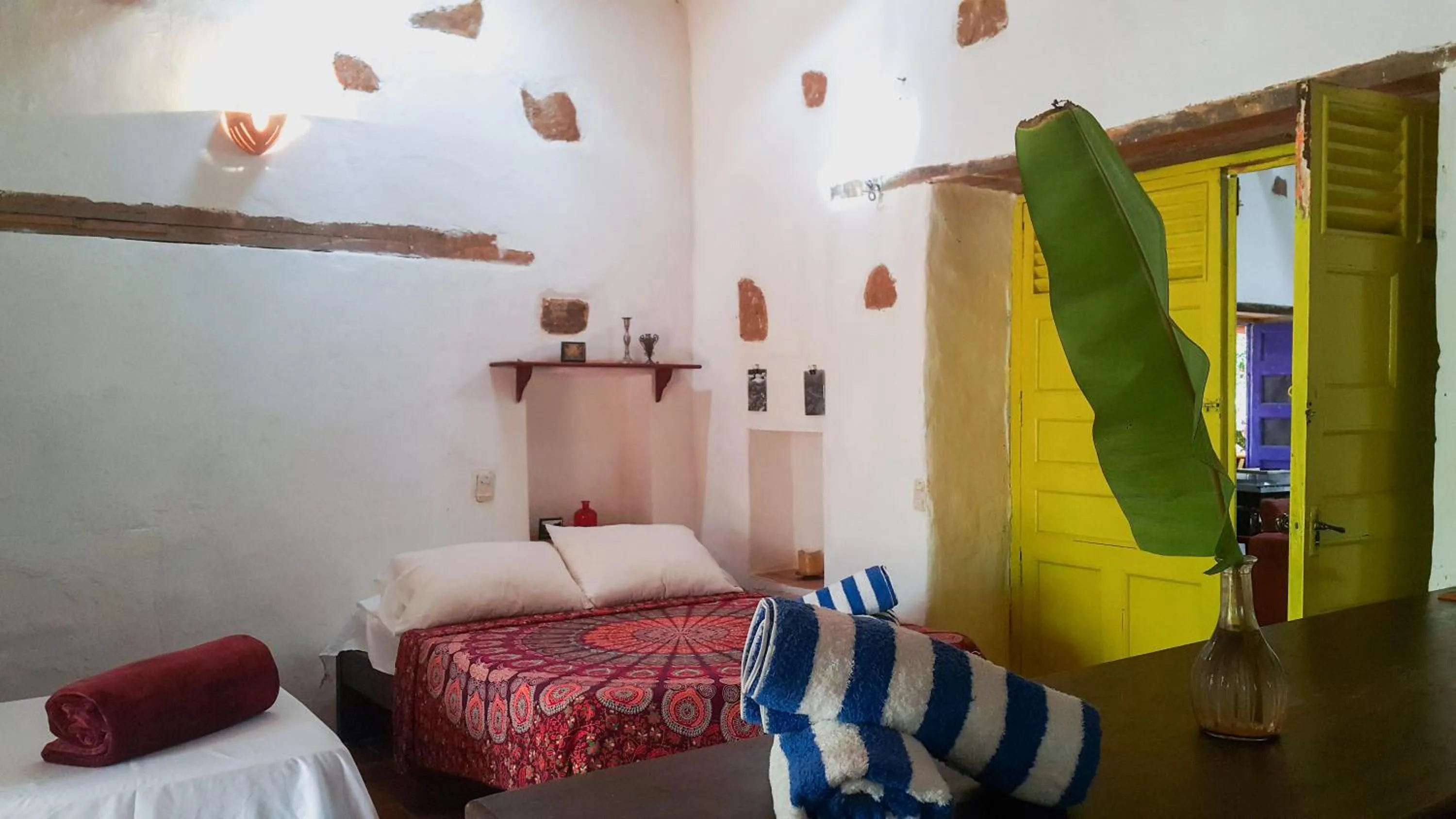 Bed in Surrona