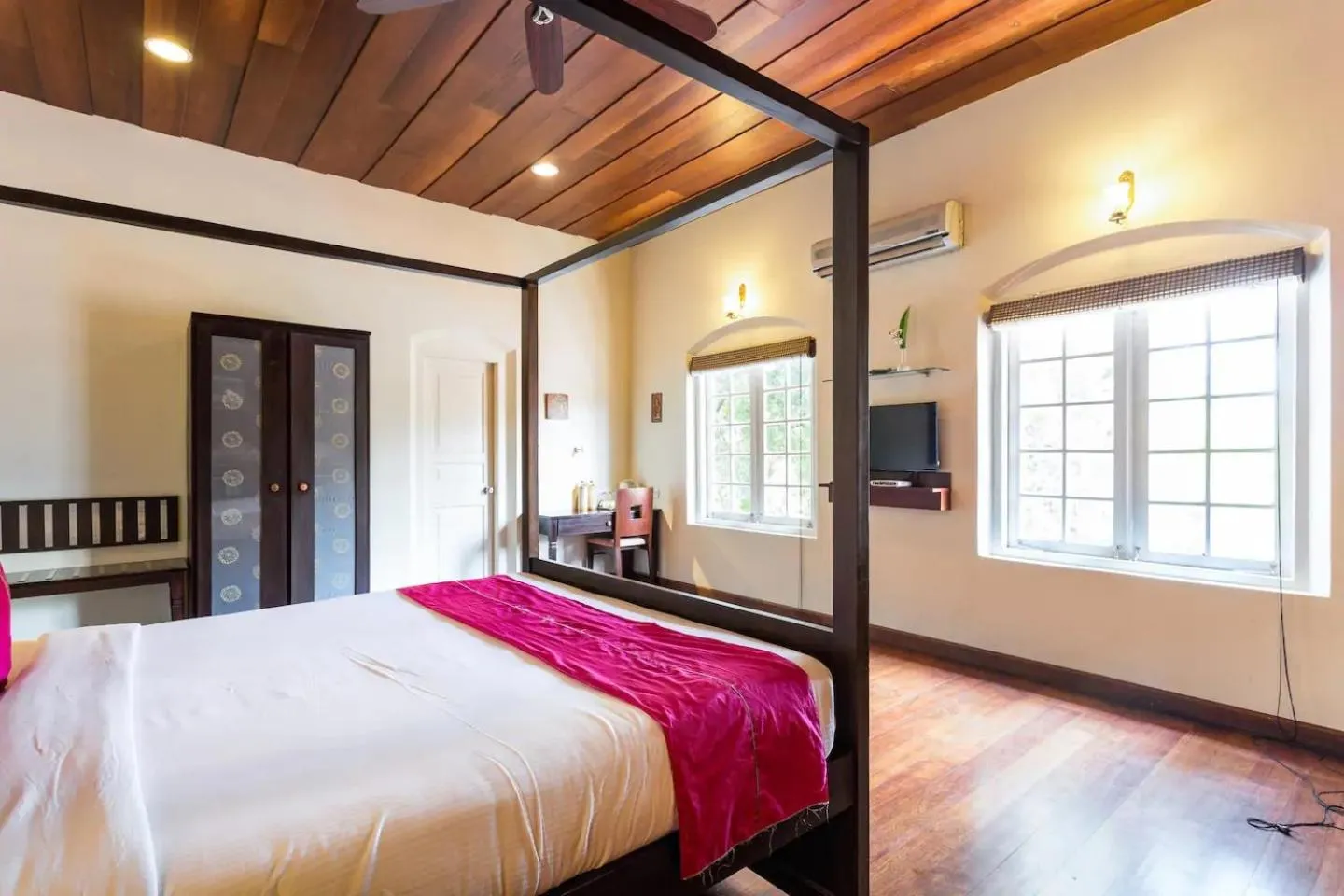 Bed in Tea Bungalow