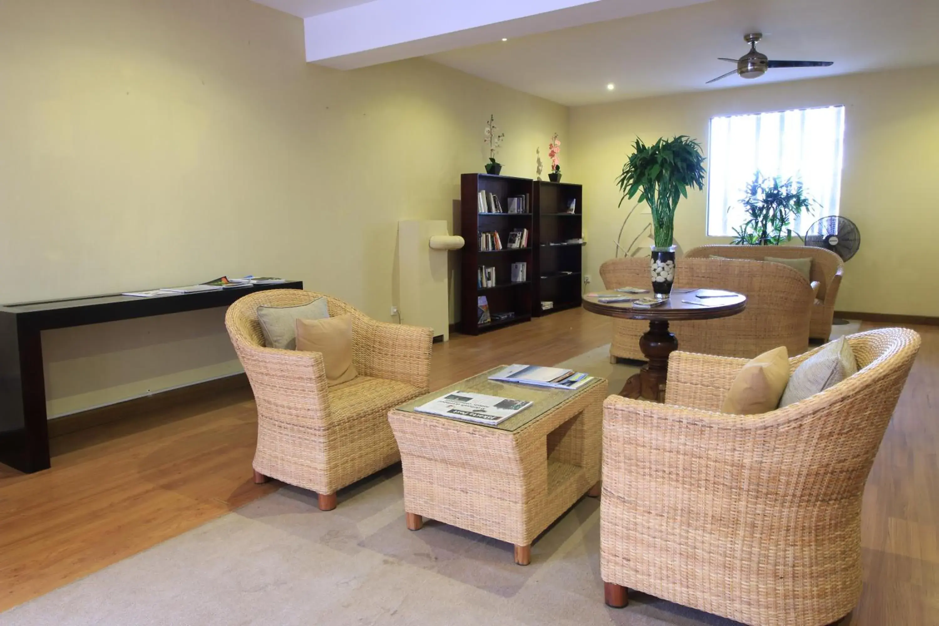 Lounge or bar in Kupu Kupu Jimbaran Beach Hotel & Spa by L’Occitane Lounge or bar in Kupu Kupu Jimbaran Beach Hotel & Spa by L’Occitane