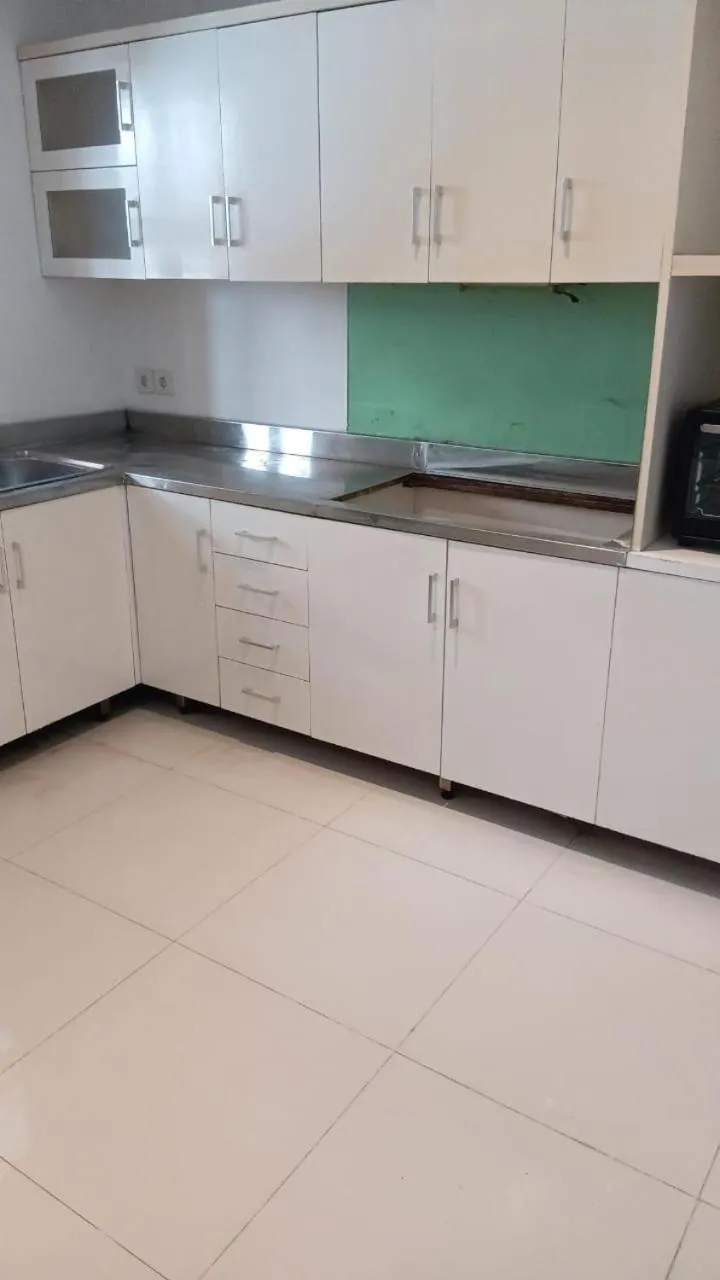 Kitchen or kitchenette in Kupu Kupu Jimbaran Beach Hotel & Spa by L’Occitane