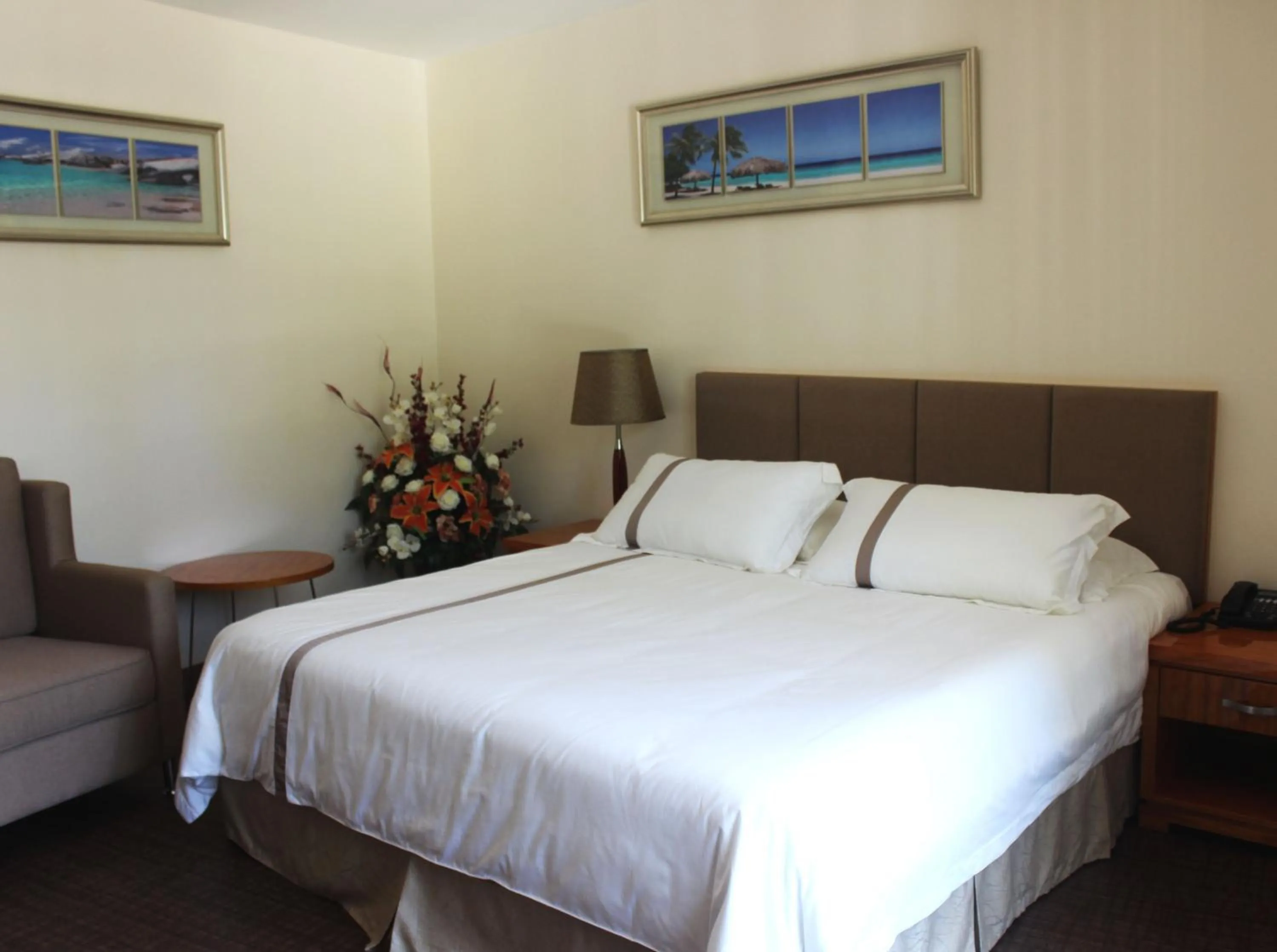 Bedroom, Bed in Saipan Beach Hotel