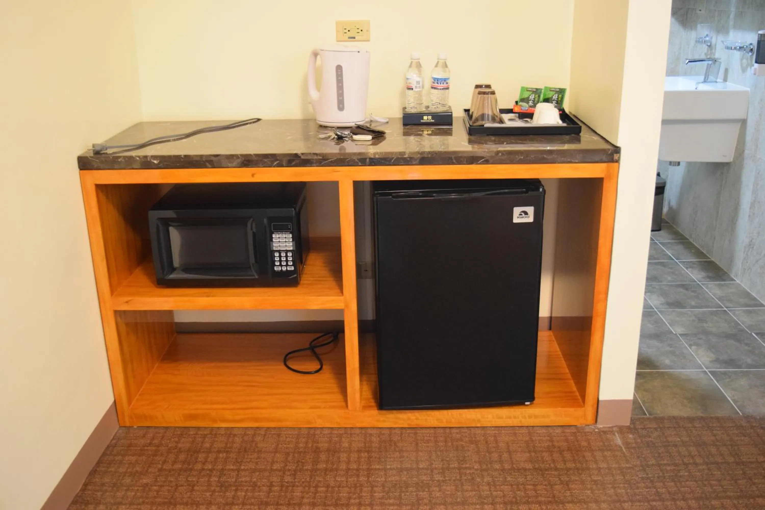 Coffee/tea facilities in Saipan Beach Hotel