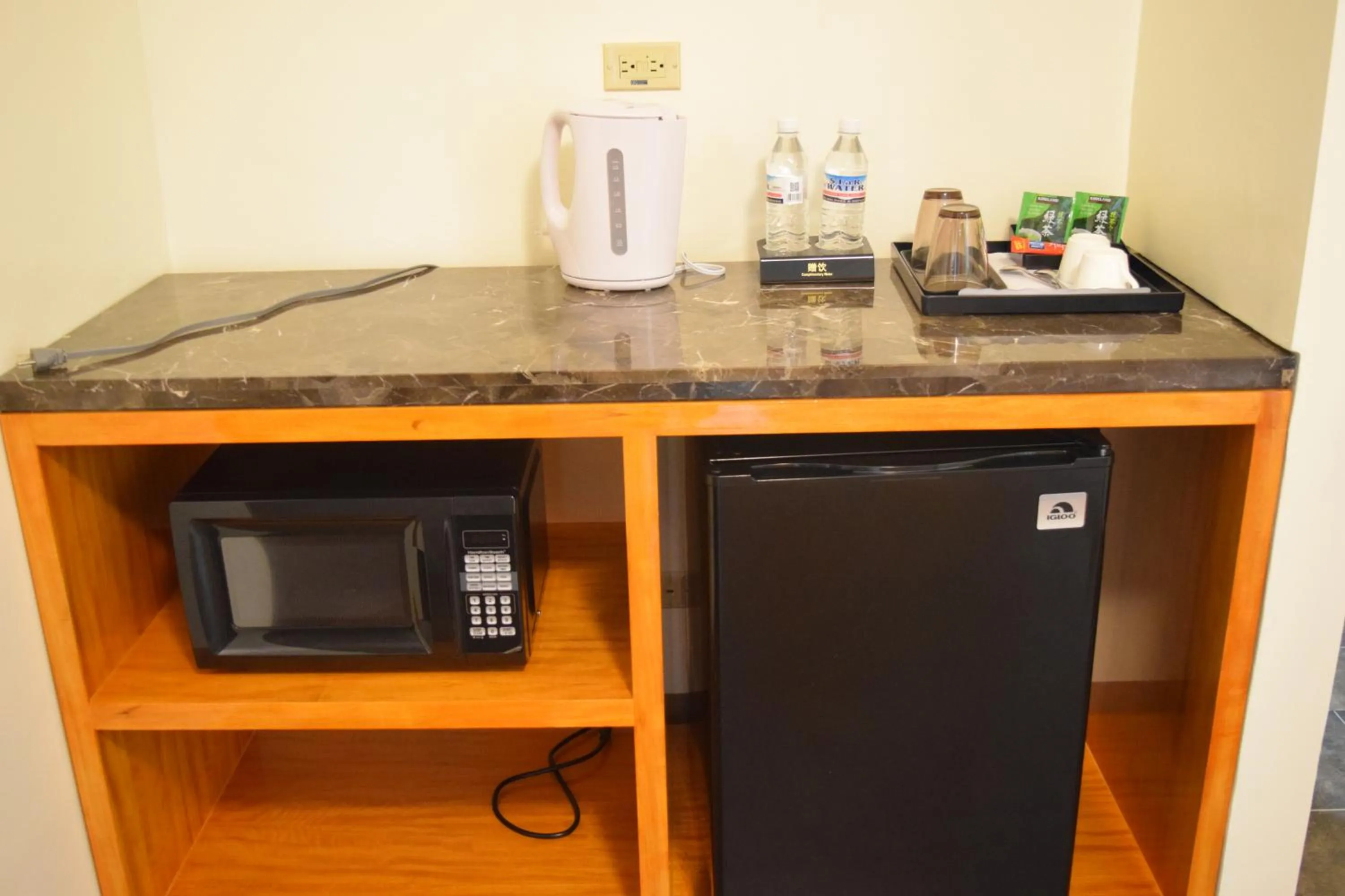 Kitchen or kitchenette in Saipan Beach Hotel