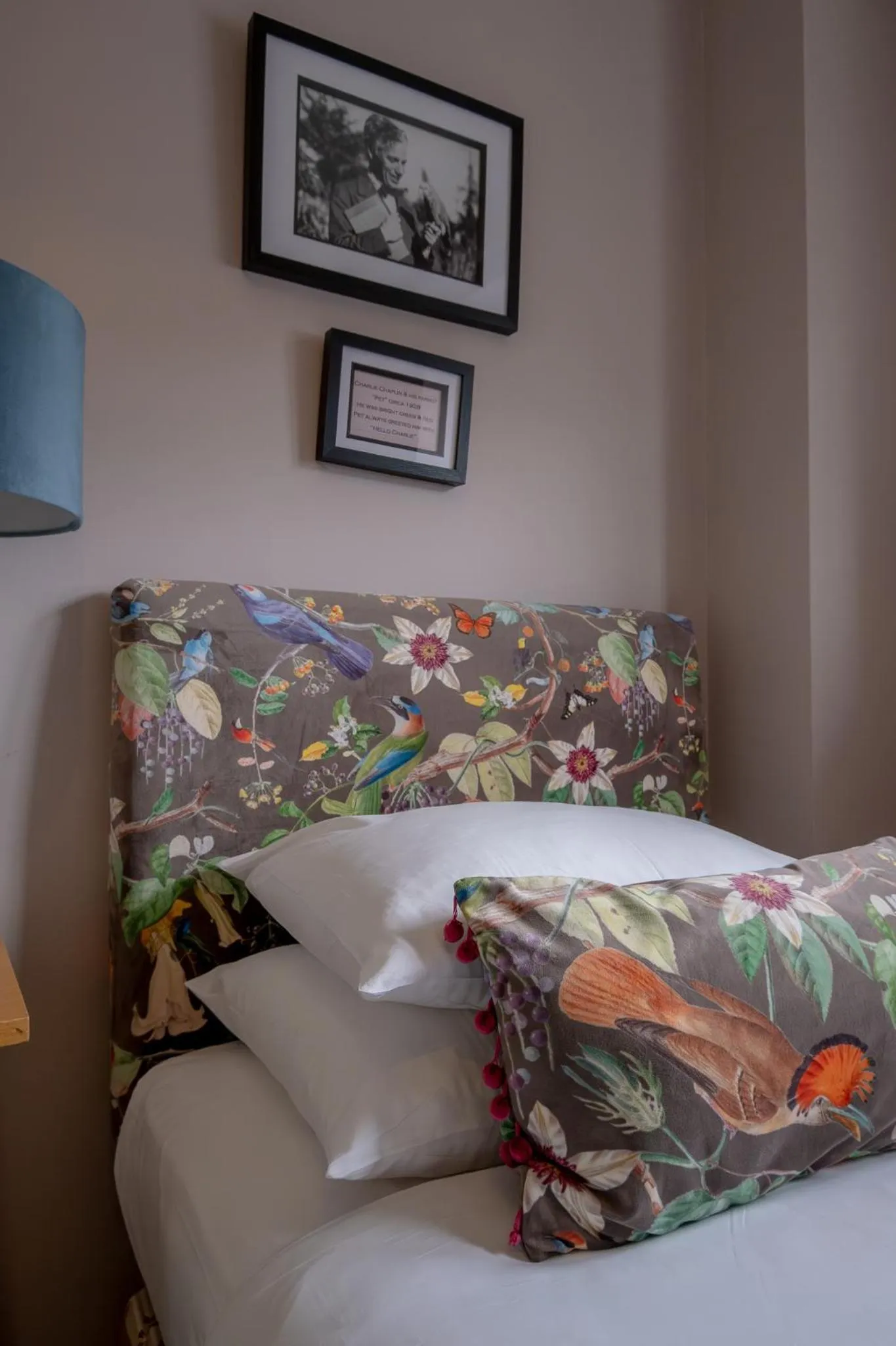 Bedroom, Bed in Leeds Castle Stable Courtyard Bed and Breakfast