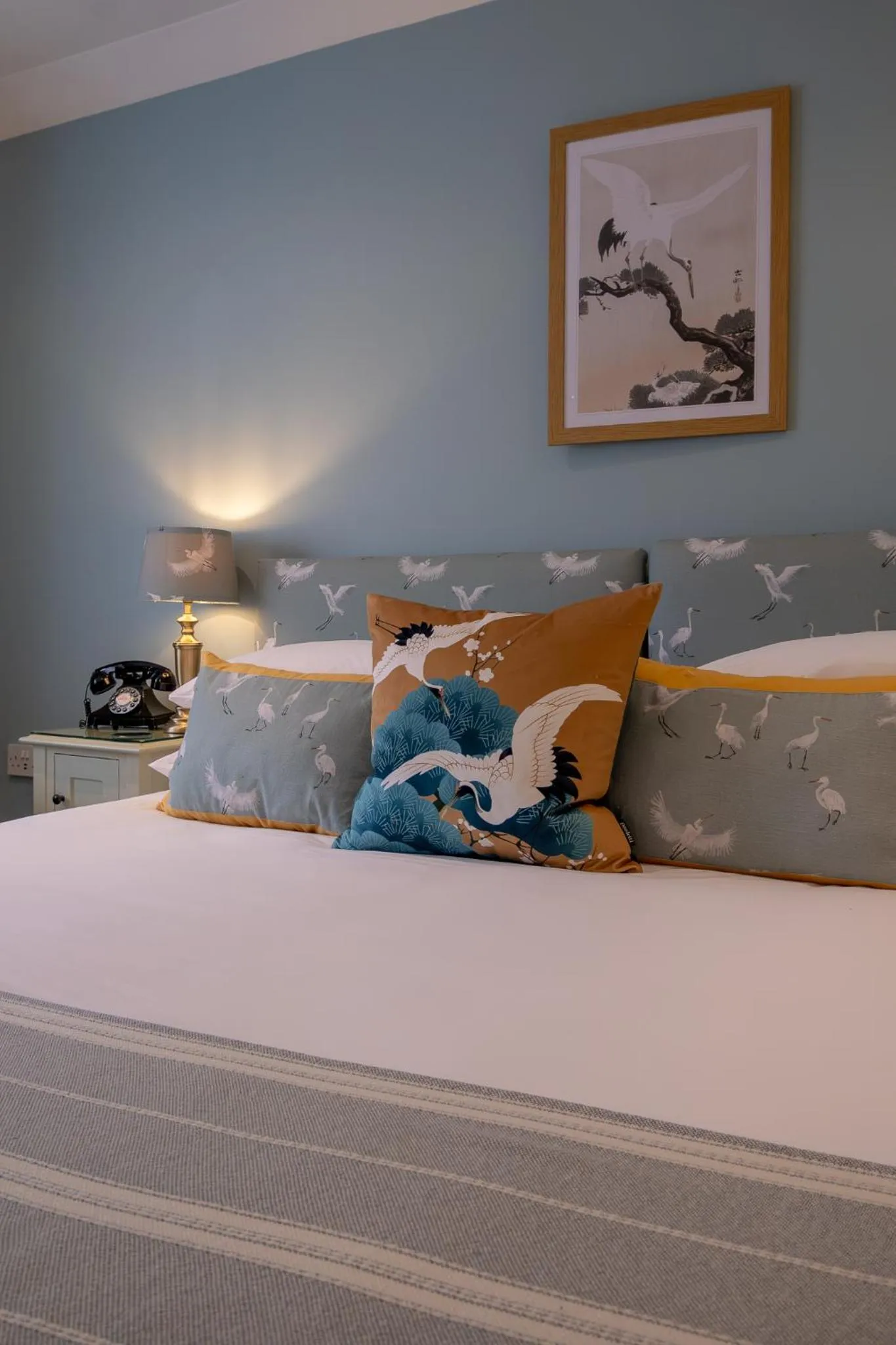 Bedroom, Bed in Leeds Castle Stable Courtyard Bed and Breakfast