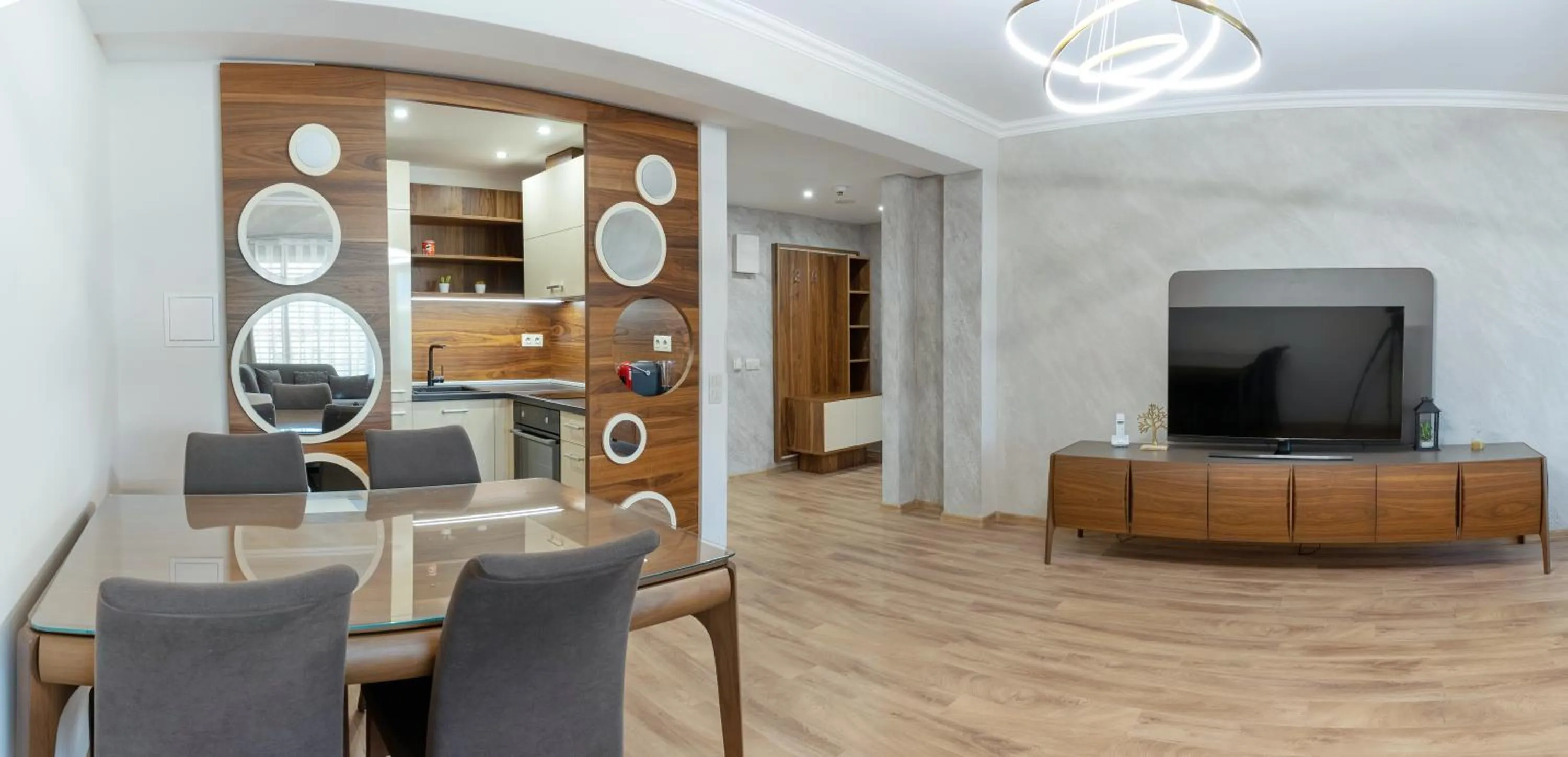 TV and multimedia in Hotel ZOO Sofia