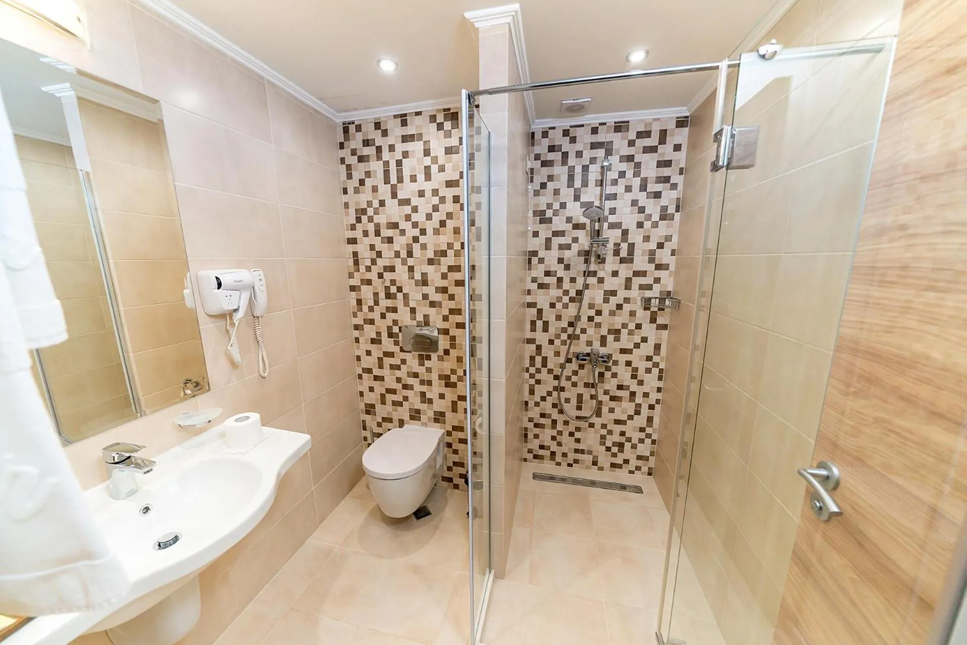 Shower in Hotel ZOO Sofia