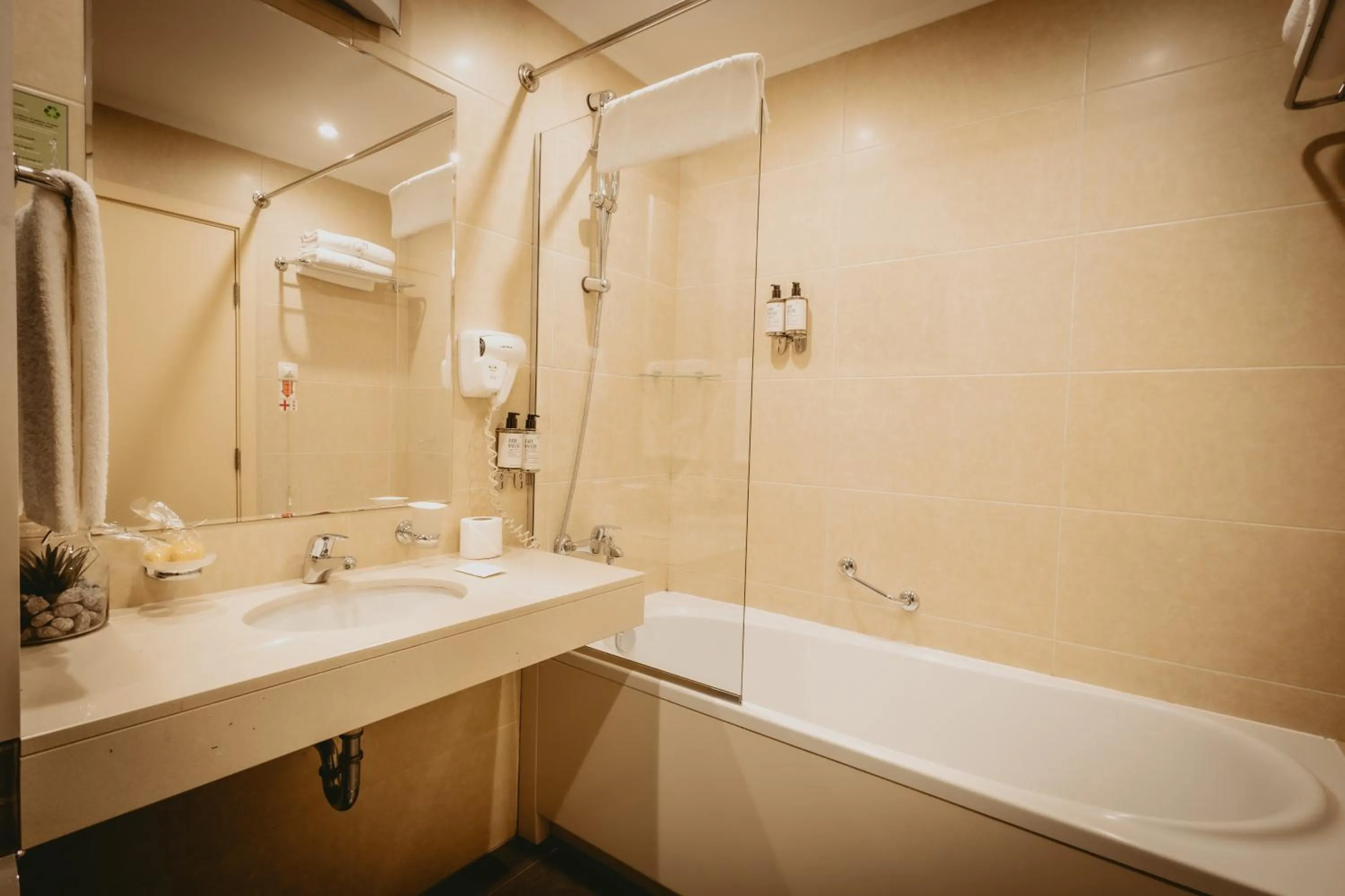 Shower in Hotel ZOO Sofia