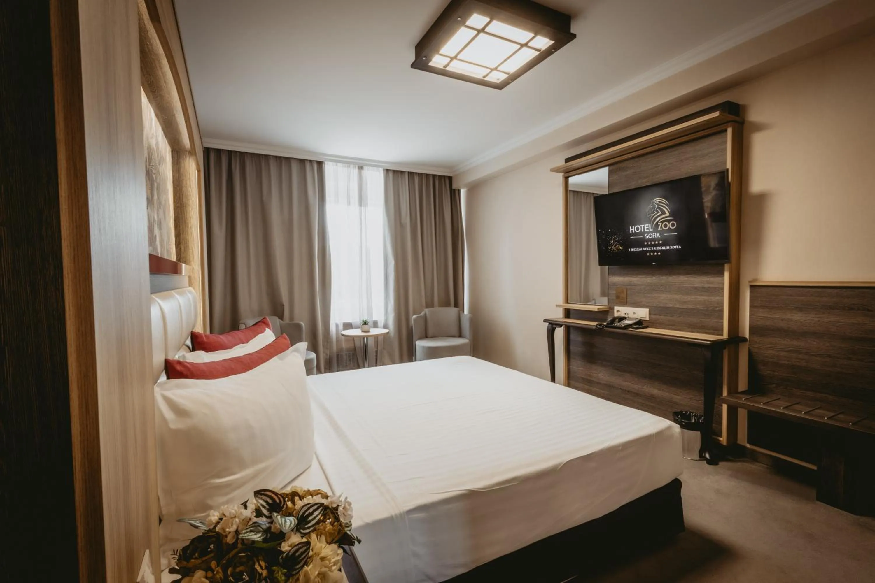 Bedroom, Bed in Hotel ZOO Sofia