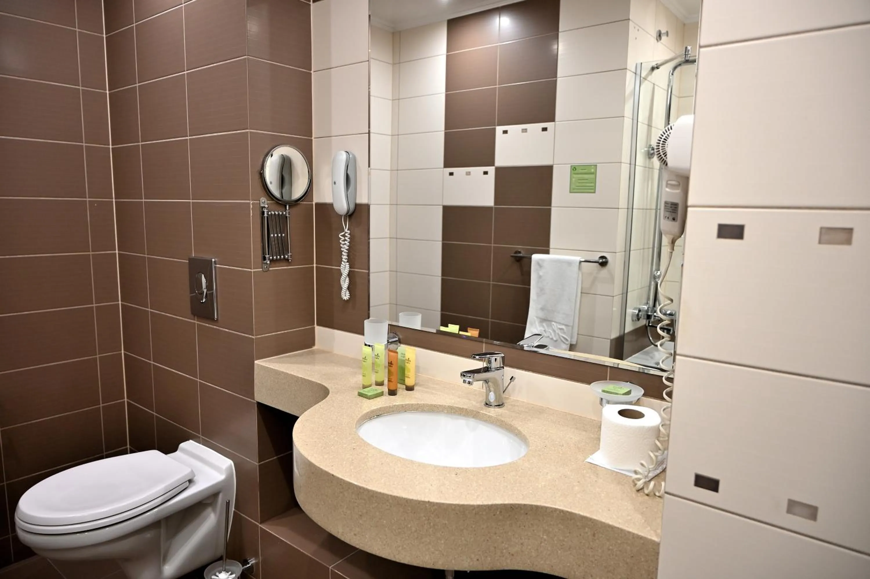 Shower in Hotel ZOO Sofia