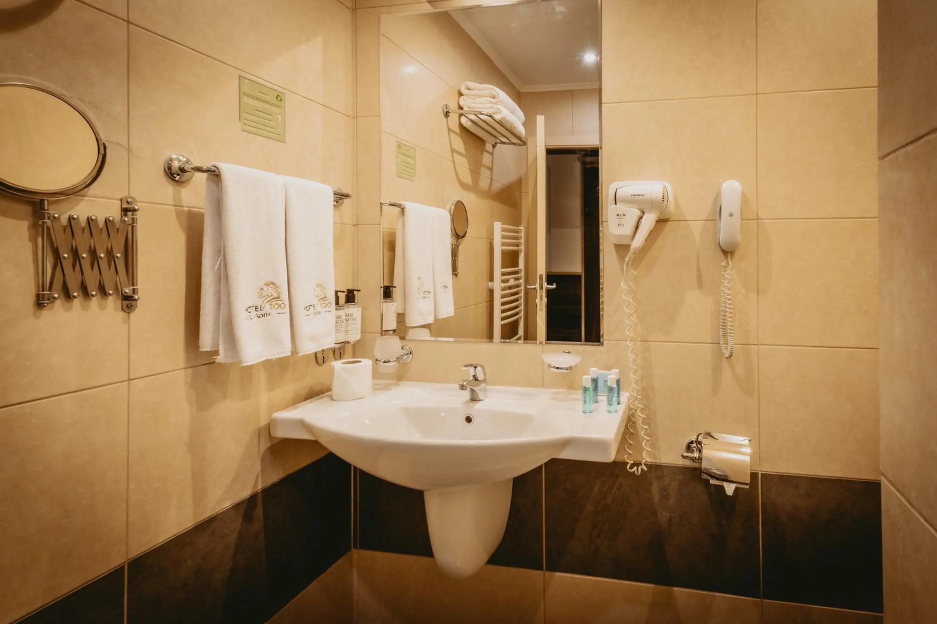 Shower in Hotel ZOO Sofia