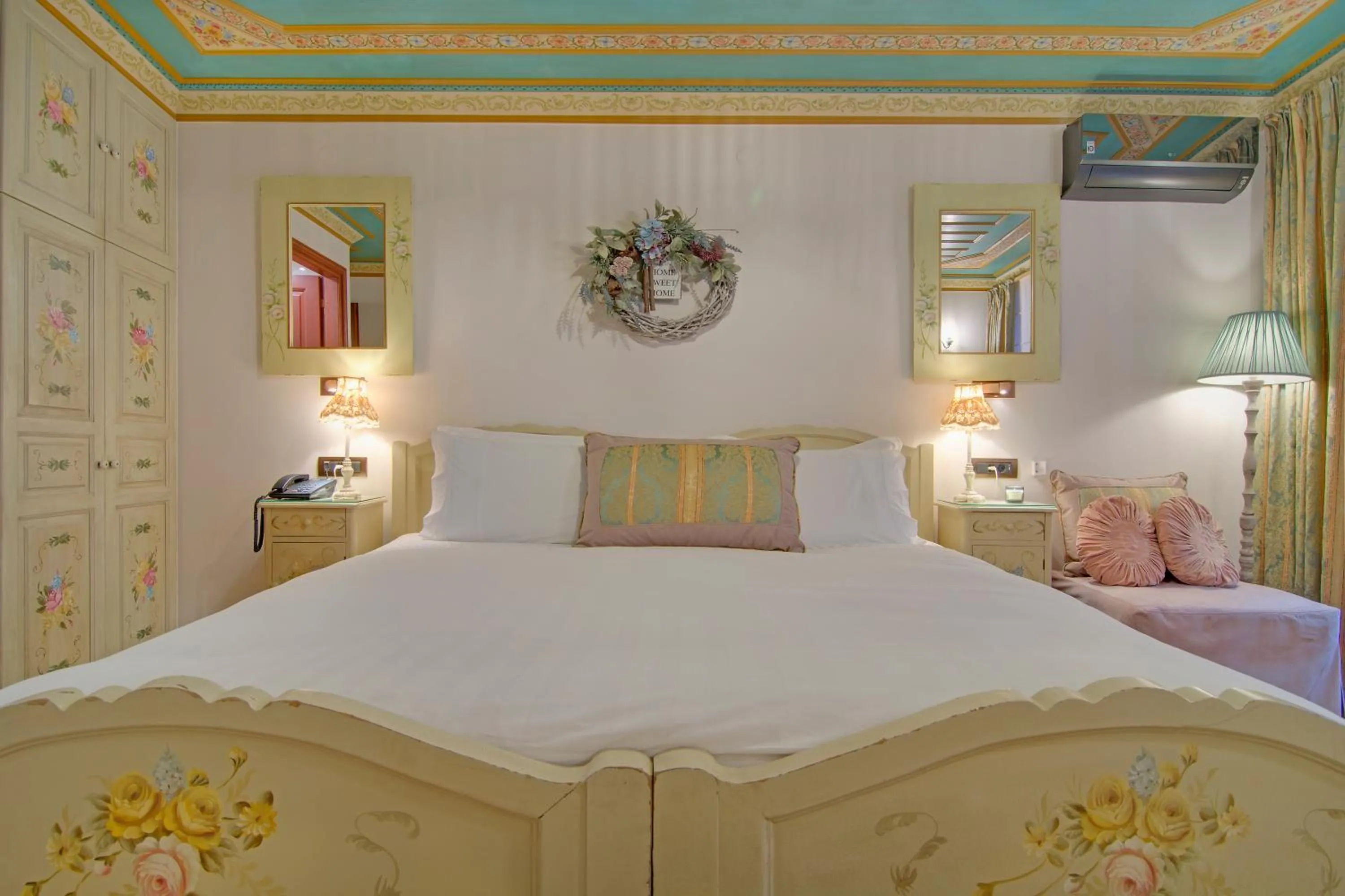 Bed in ARCHONTARIKI Historic Boutique Hotel