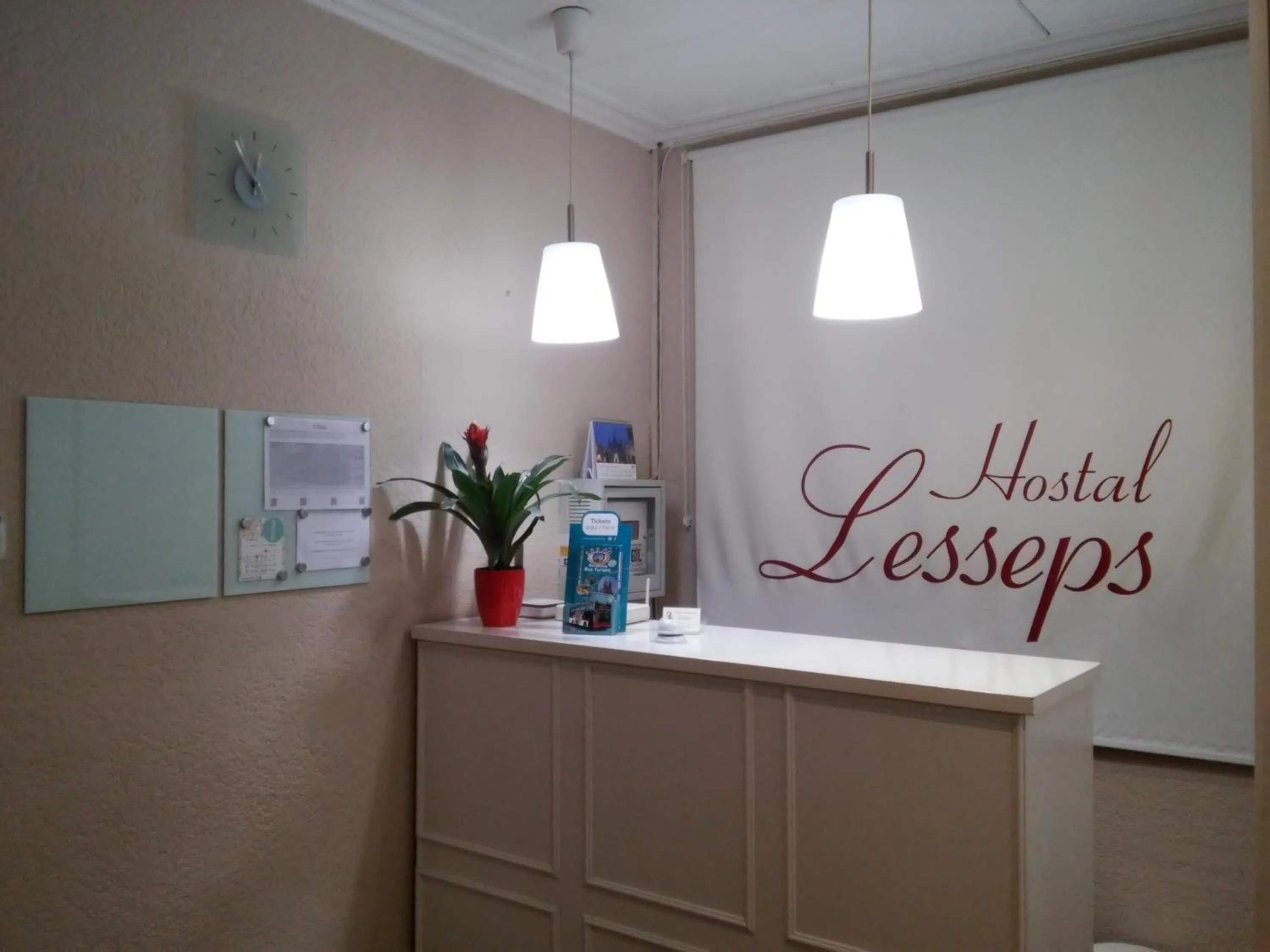 Lobby or reception in Hostal Lesseps