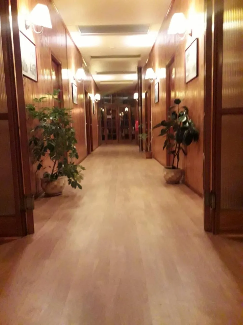 HOTEL CASAGRANDE con estacionamiento EXCLUSIVO y estamos a 50 MTS del Terminal de Buses