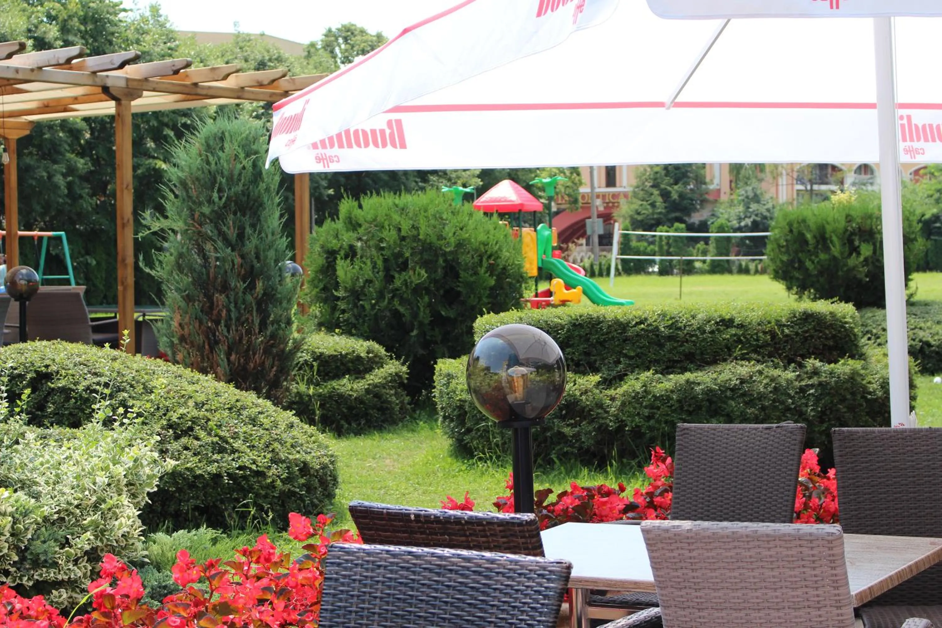 Food and drinks in Aparthotel Marina Holiday Club - All Inclusive & Free Parking