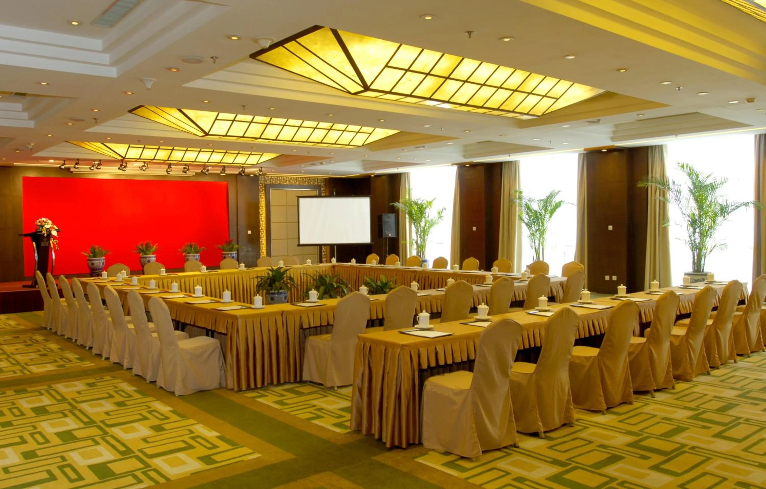 Business facilities in Xiyuan Hotel