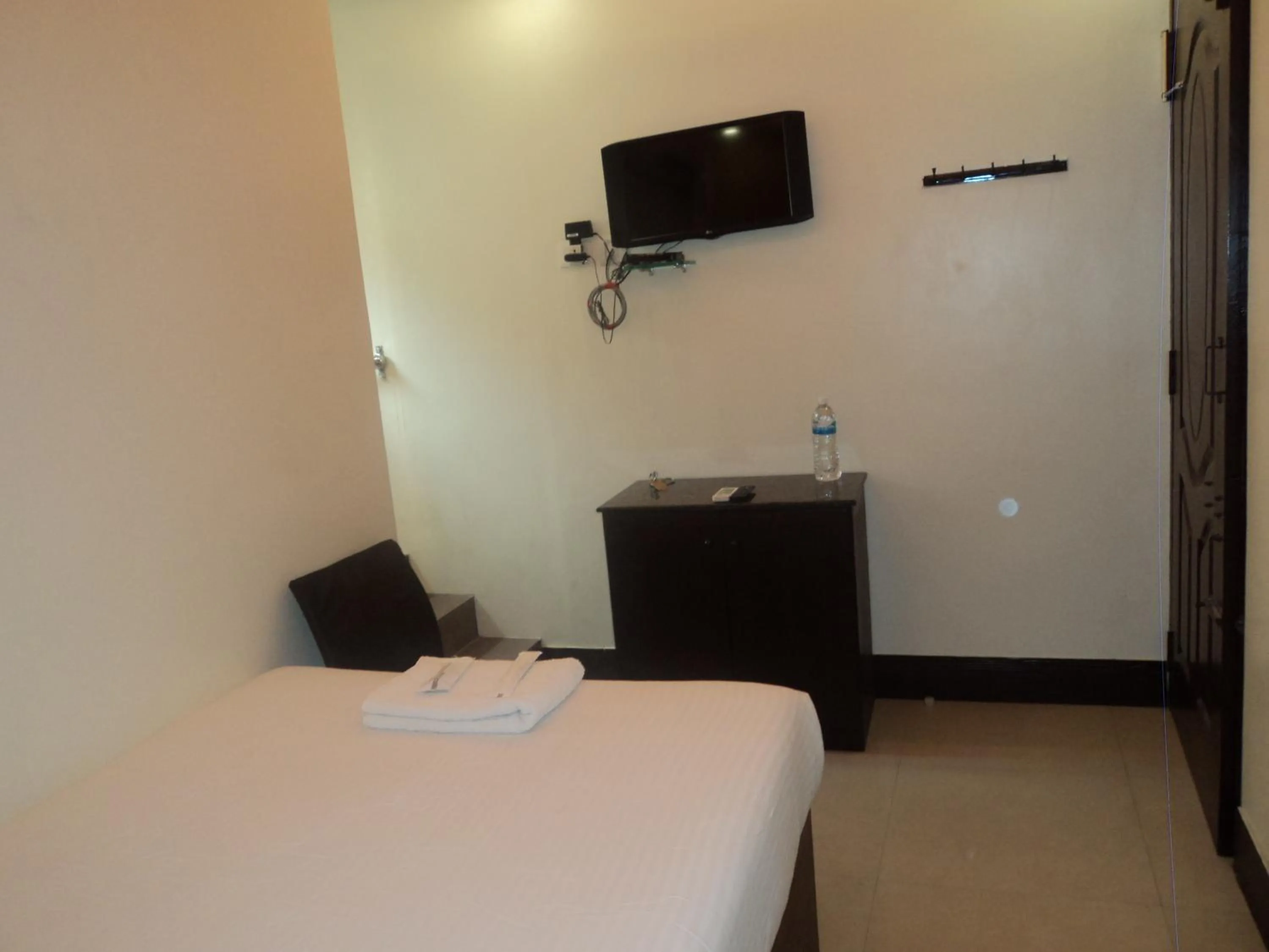 Bed in Mani's residency