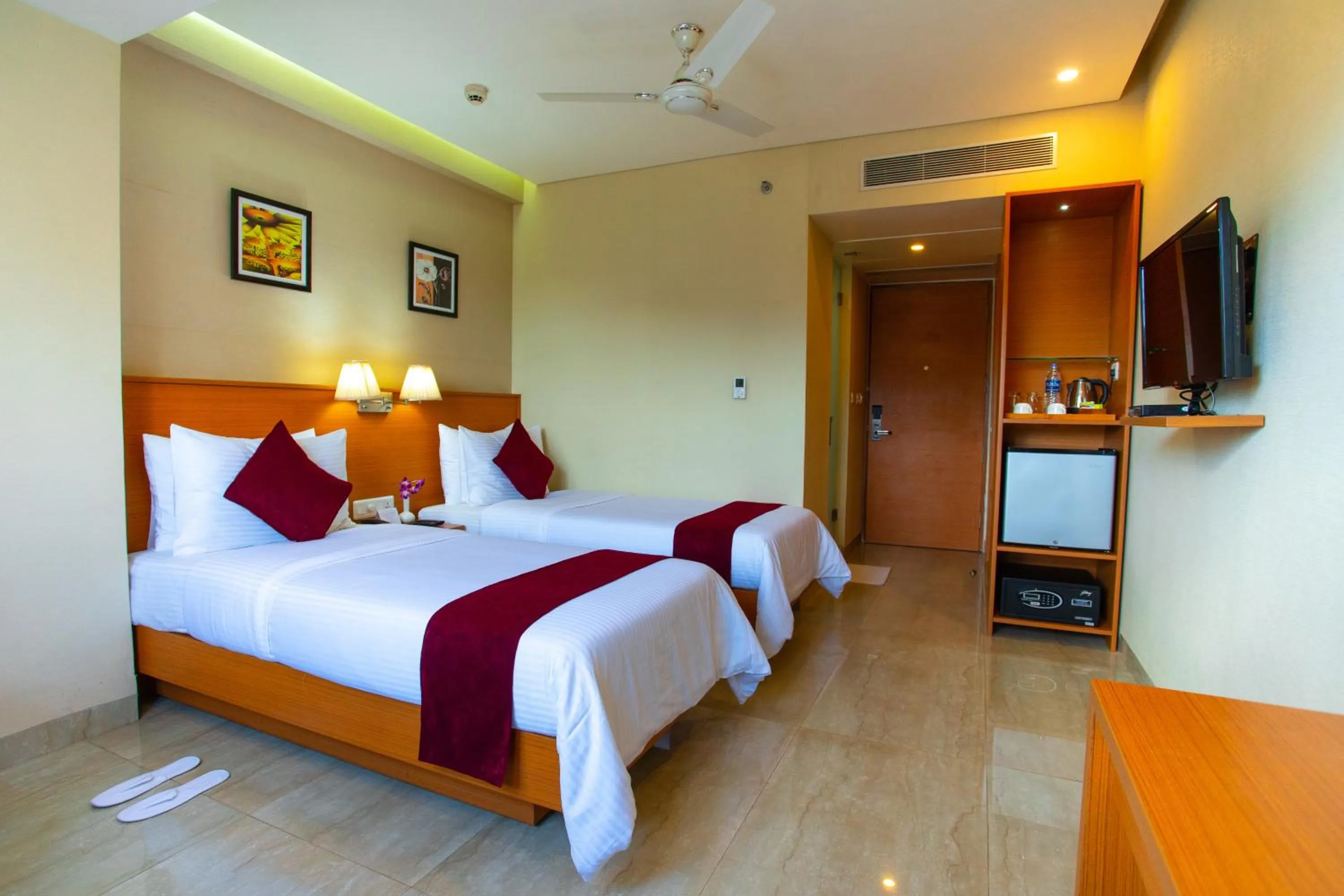 Photo of the whole room, Bed in Classic Grande,a Member of Radisson