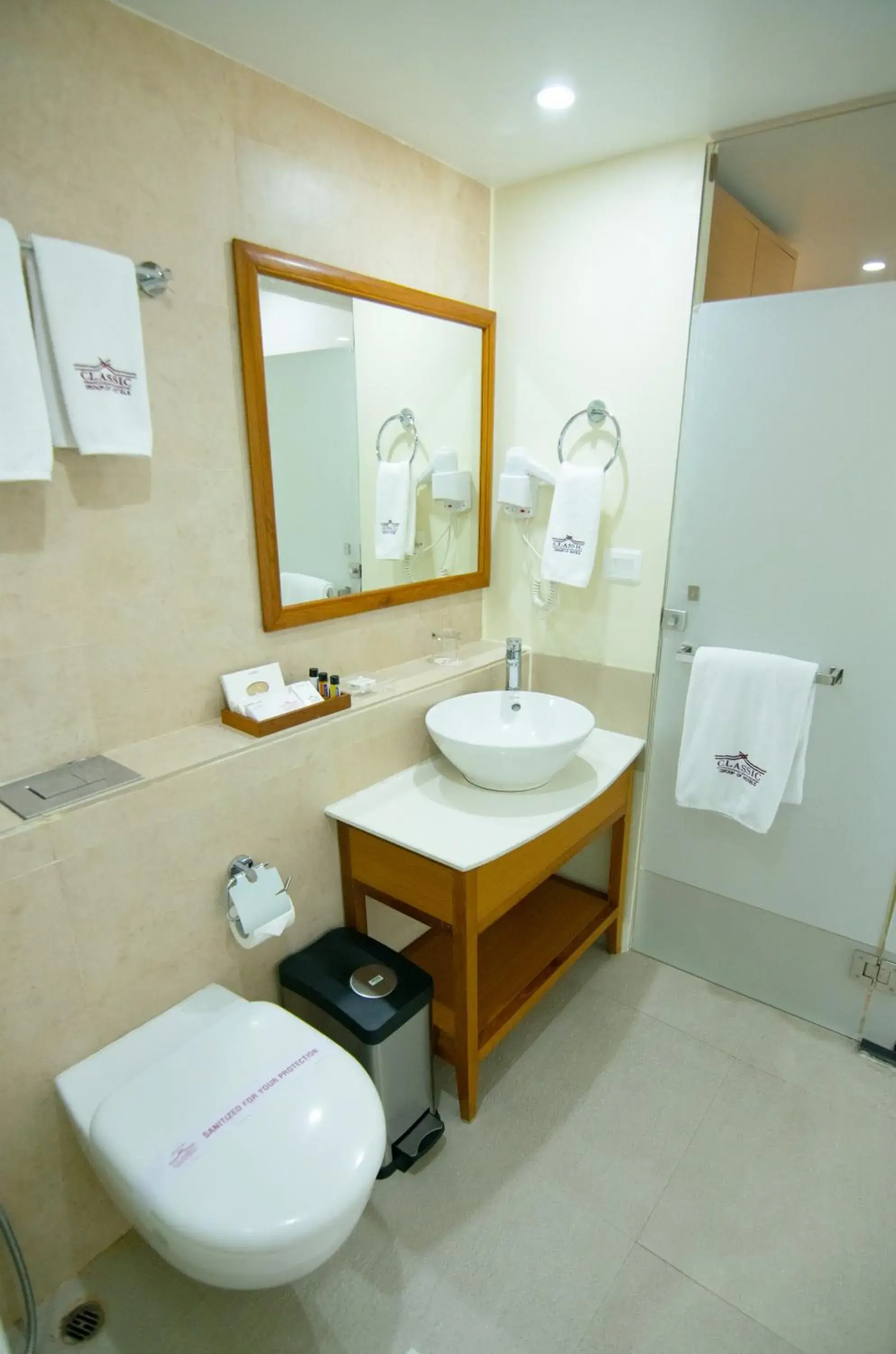 Bathroom in Classic Grande,a Member of Radisson Bathroom in Classic Grande,a Member of Radisson