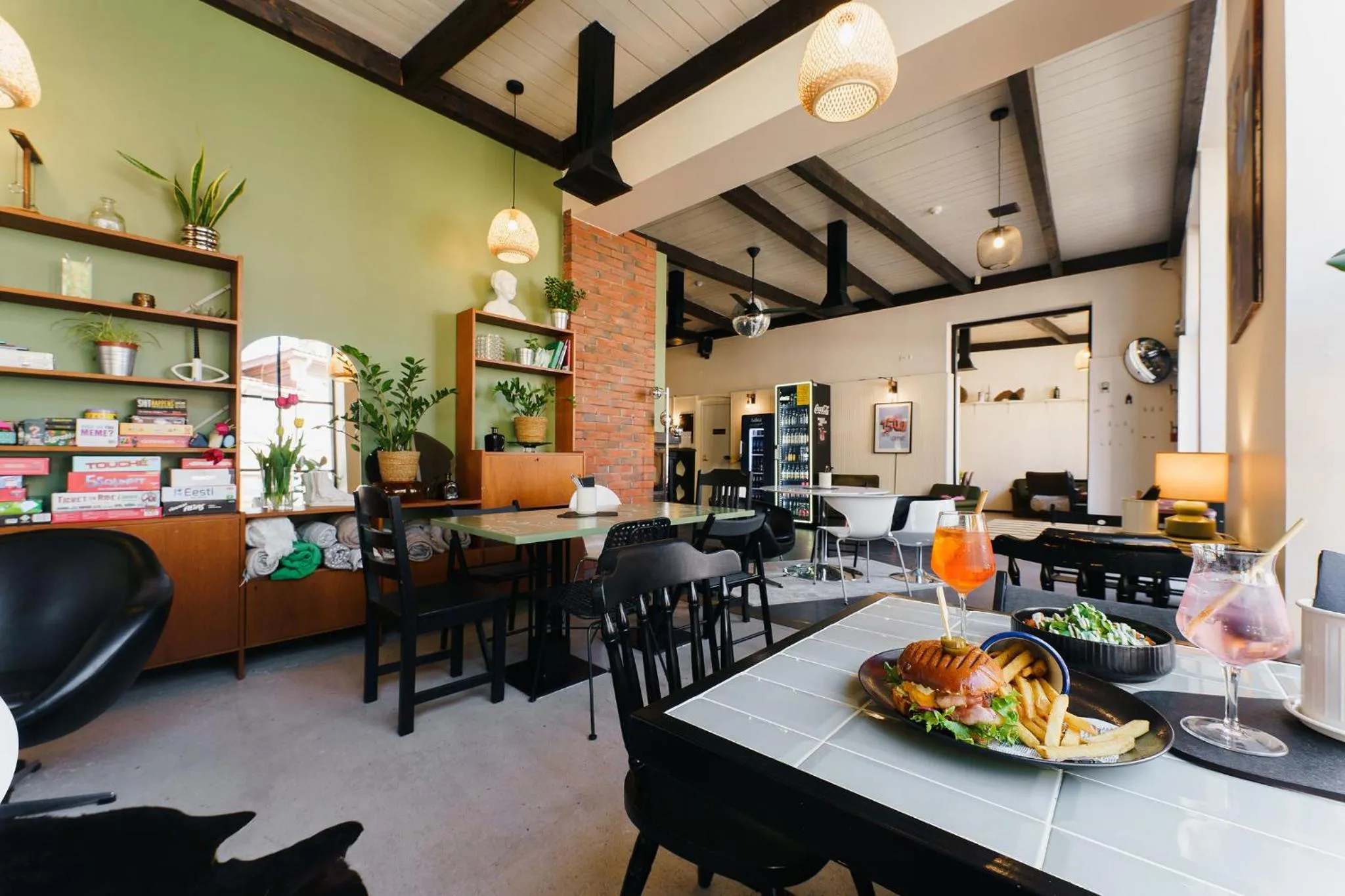Restaurant/places to eat in Hermannuse Maja