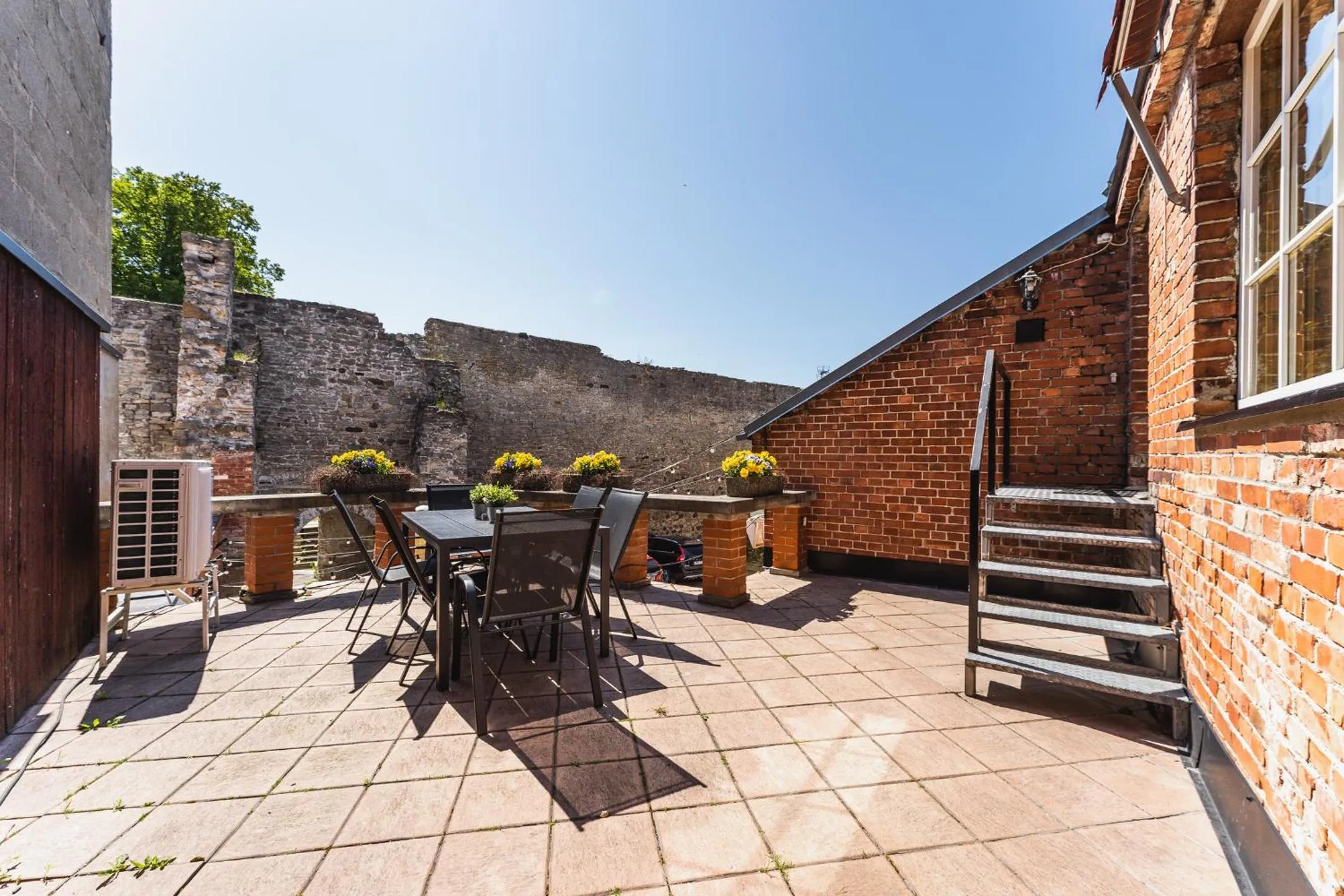 Patio in Hermannuse Maja