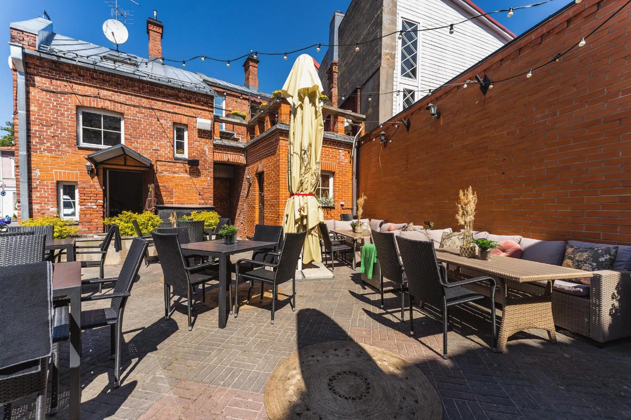 Restaurant/places to eat in Hermannuse Maja