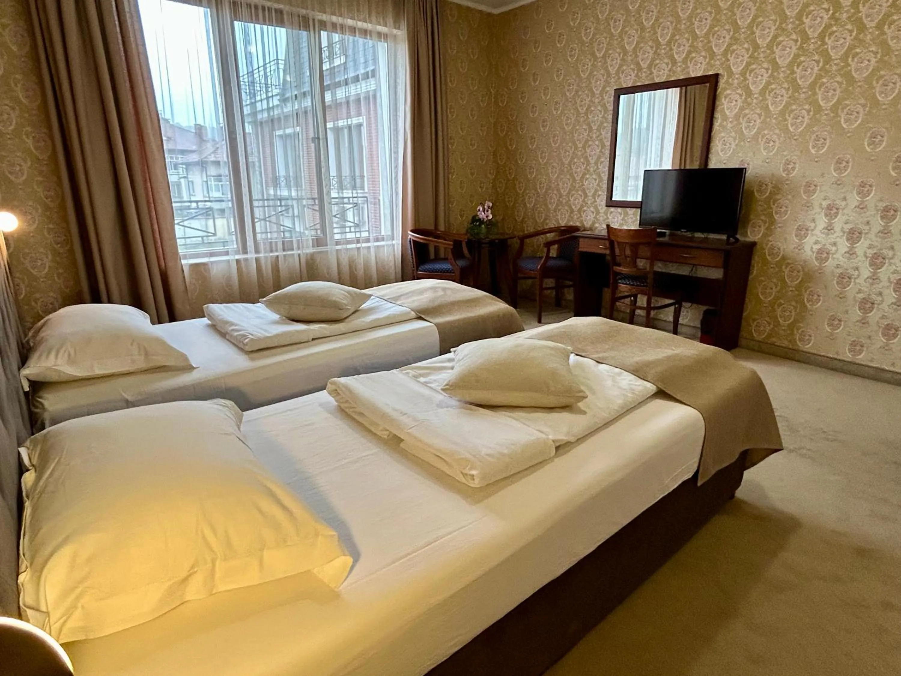 Bed in Chateau Montagne Hotel Troyan